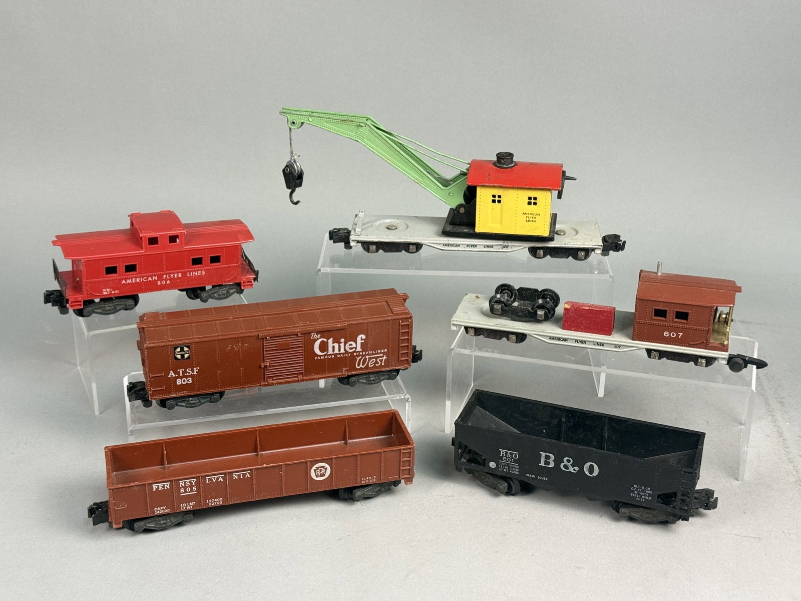 A Collection of American Flyer Cars (1 of 14)