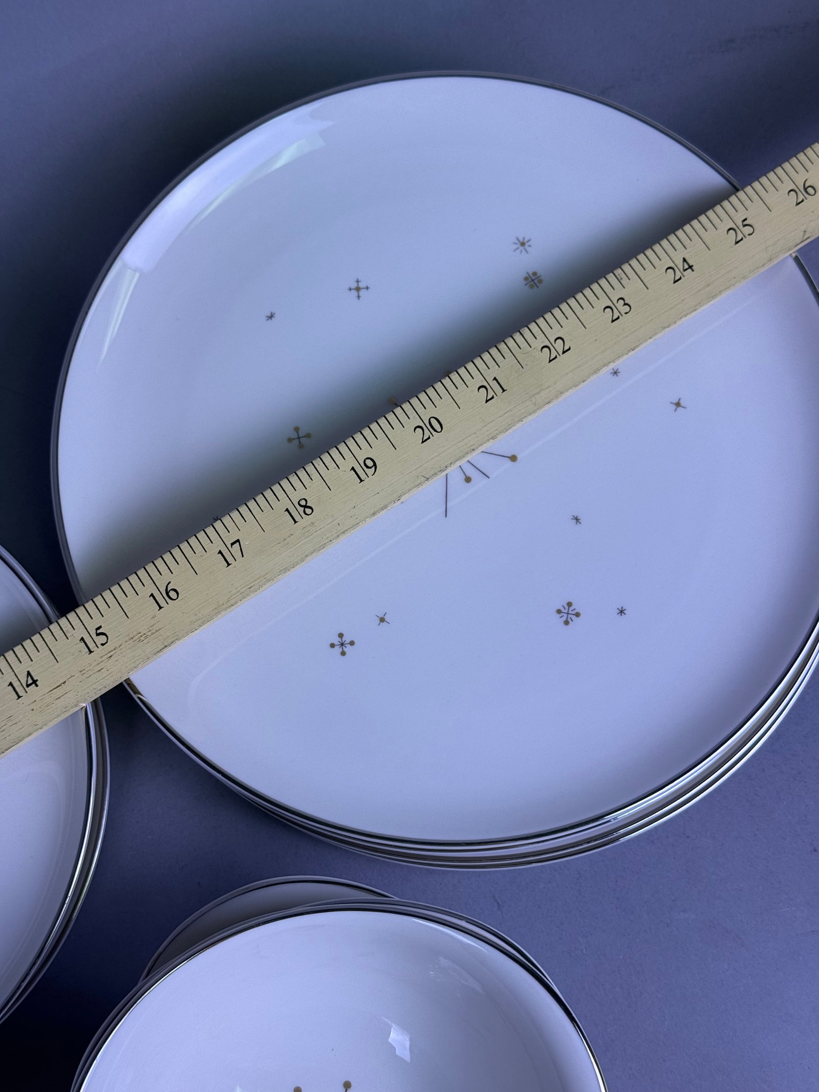 35pc Atomic Starburst Porcelain Dinnerware - 7