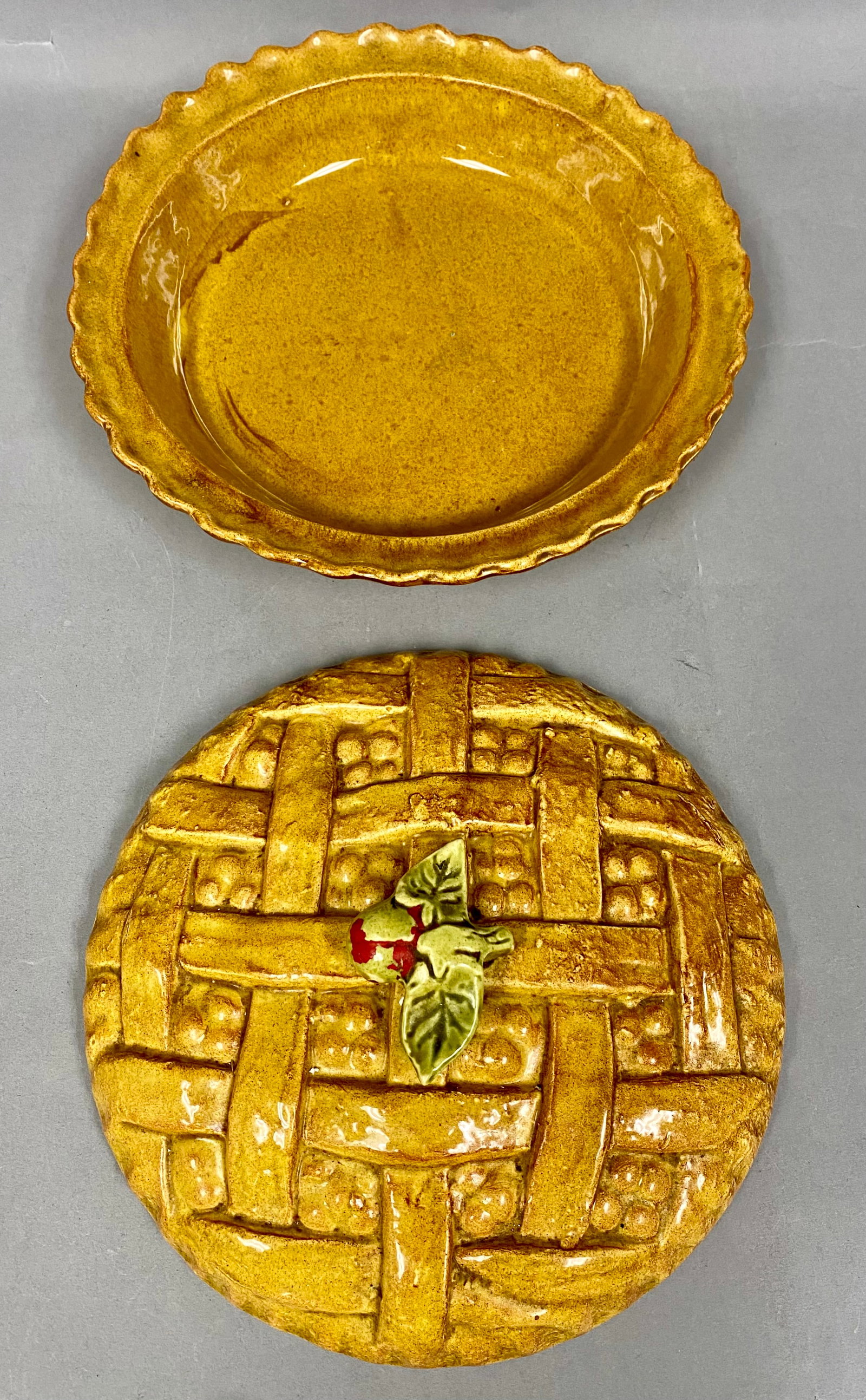 NAC Ceramic Lattice Pie Dish - 2