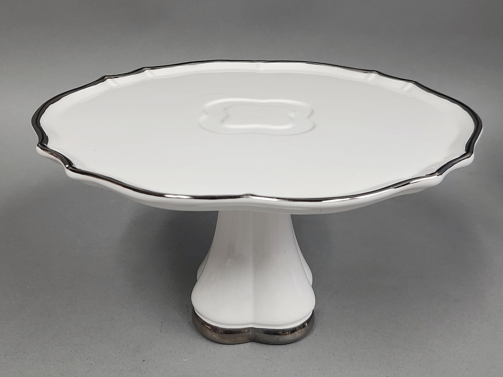Ceramic Servers Including Spode - 4