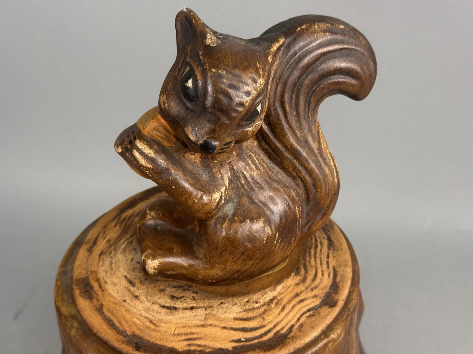 Earthenware Squirrel Tree Stump Cookie Jar - 7