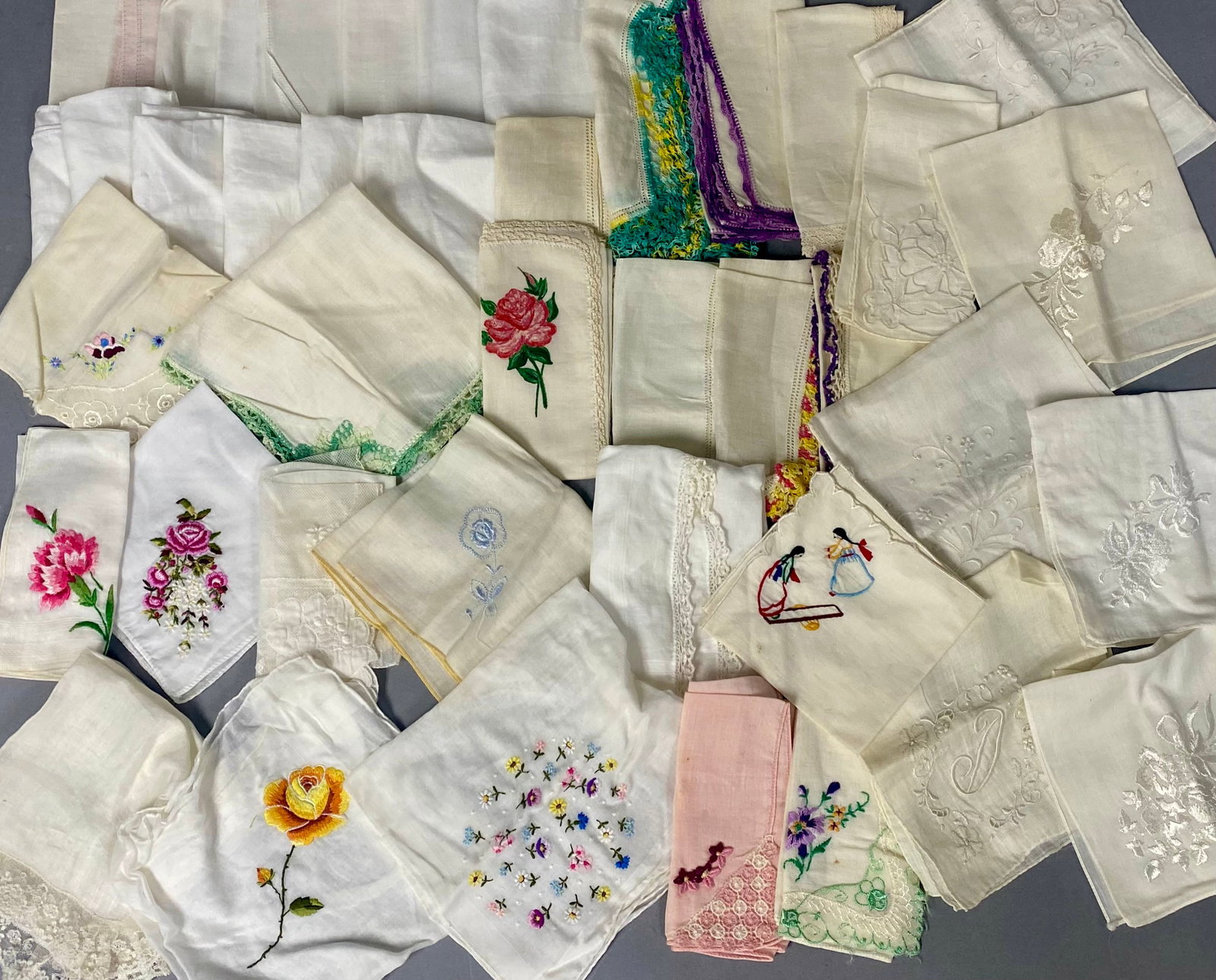 40 Assorted Vintage Handkerchiefs (1 of 6)