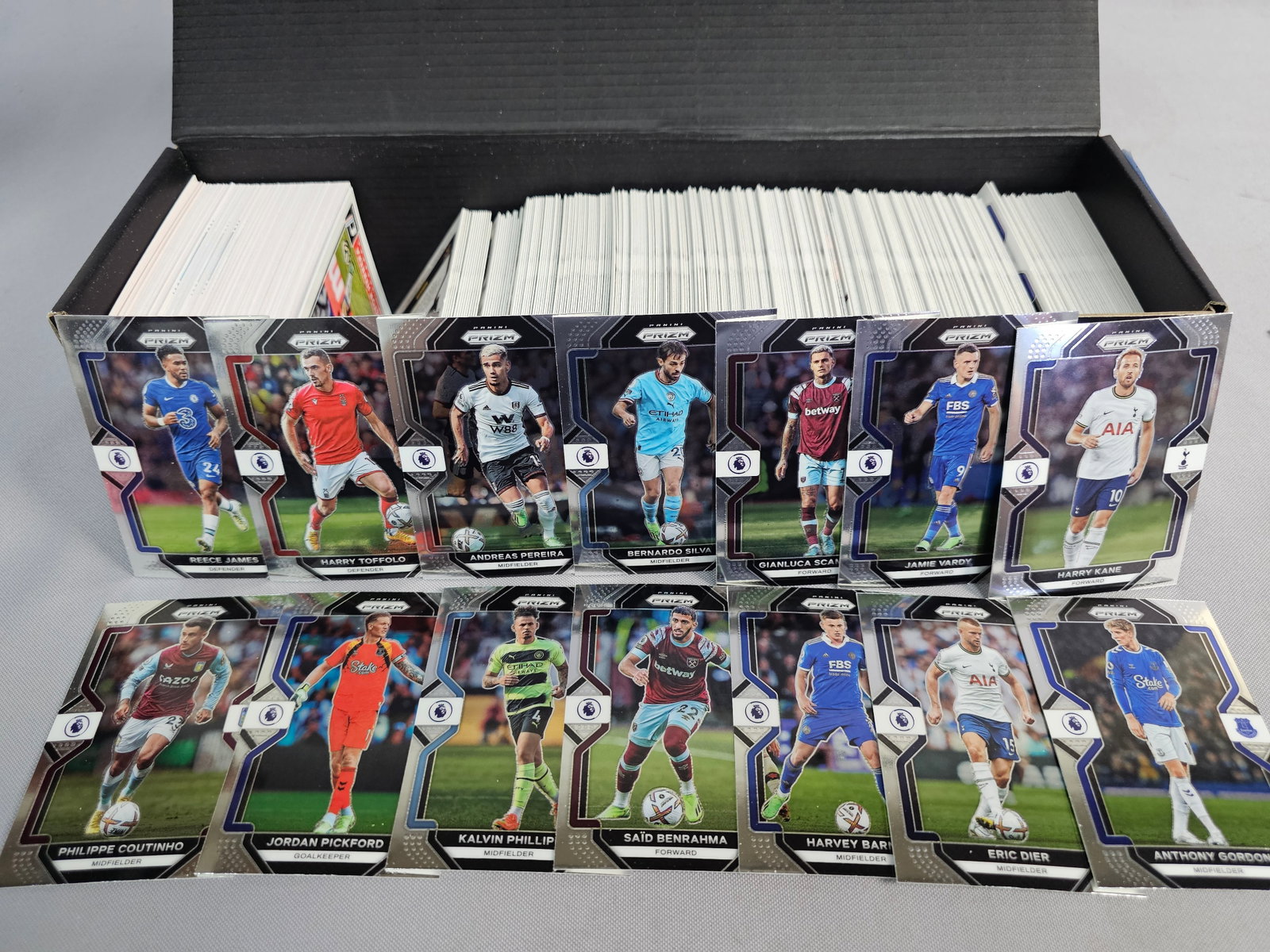 Assorted Soccer Trading Card Collection - 8