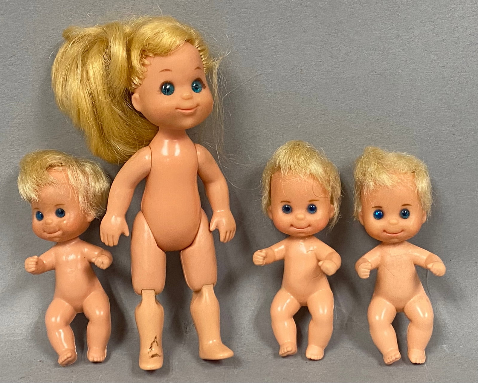 4 Mattel Miniature Dolls (1 of 7)
