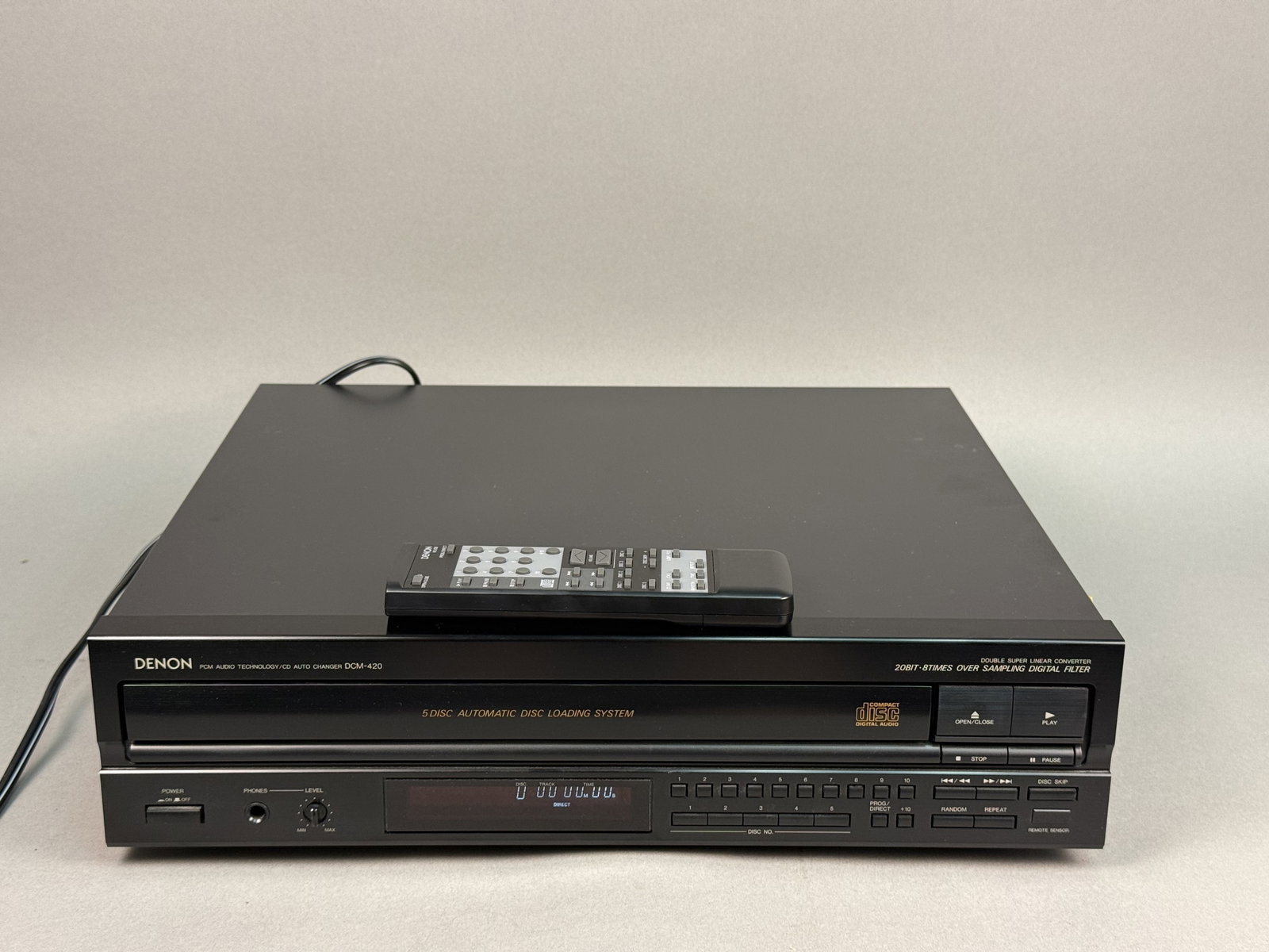 Denon DCM-420 5-Disc CD Changer & Remote (1 of 10)