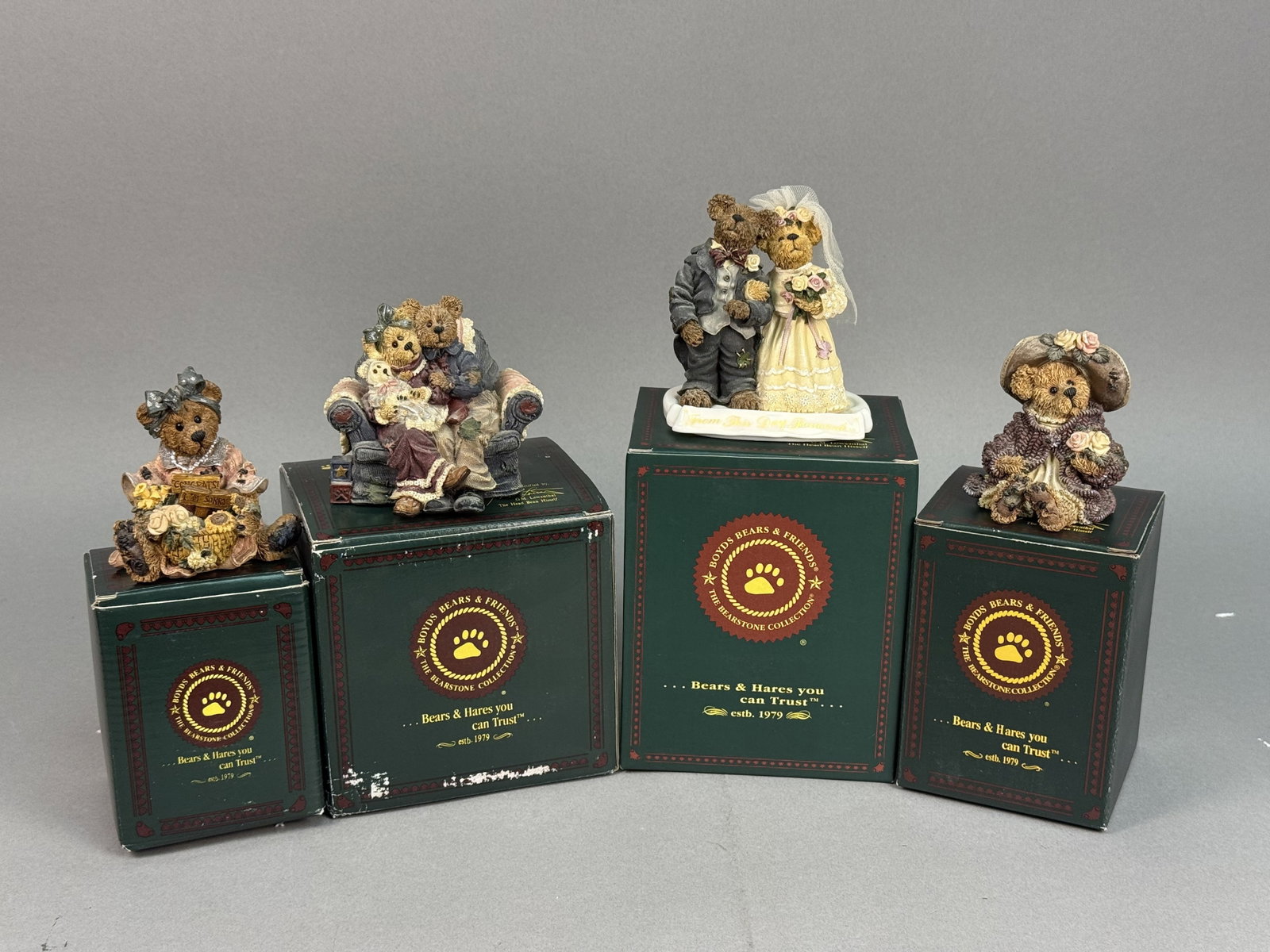 Boyds Bears & Friends Resin Bearstone Figurines (1 of 17)
