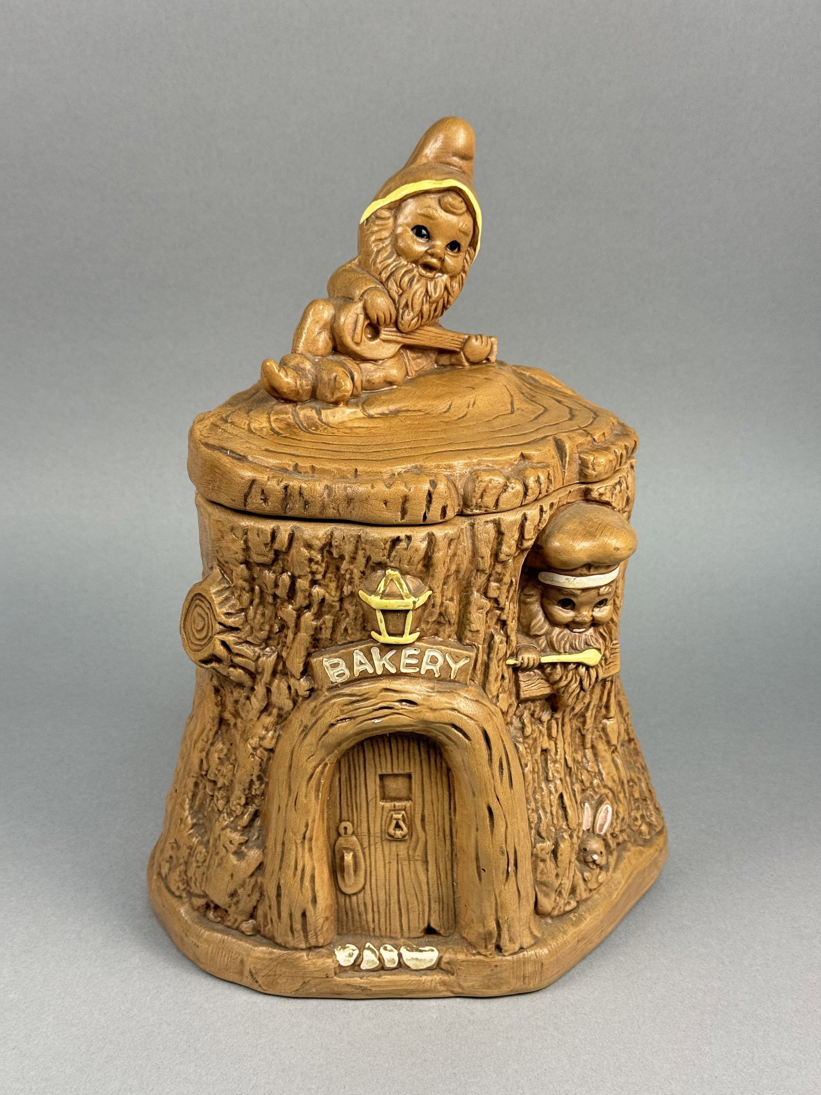 Twin Winton Ceramic Gnome Bakery Cookie Jar (1 of 10)
