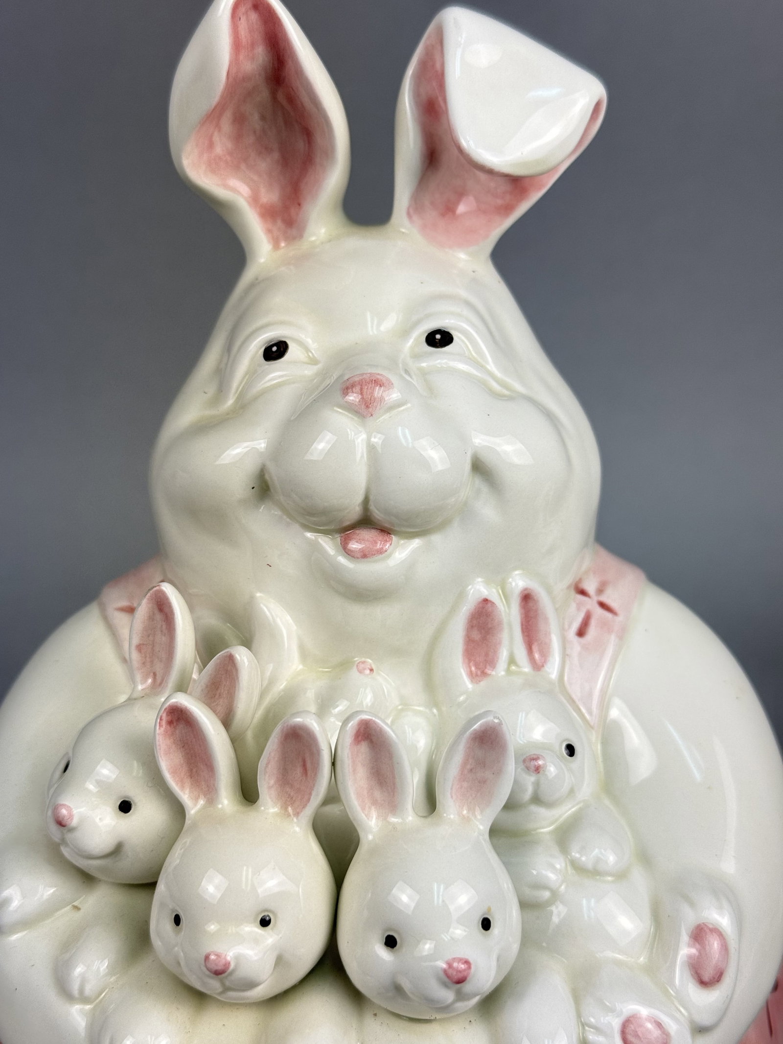 Fitz and Floyd Earthenware Rabbit Cookie Jar - 2