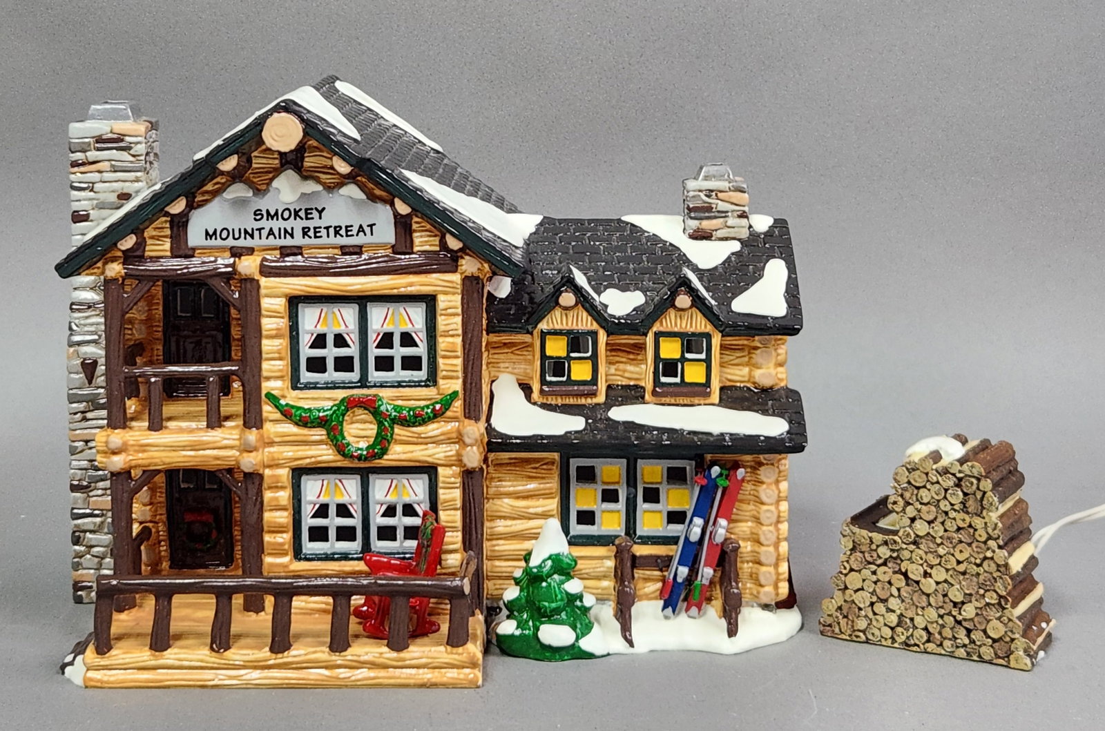 Dept 56 Smokey Mountain Retreat (1 of 10)