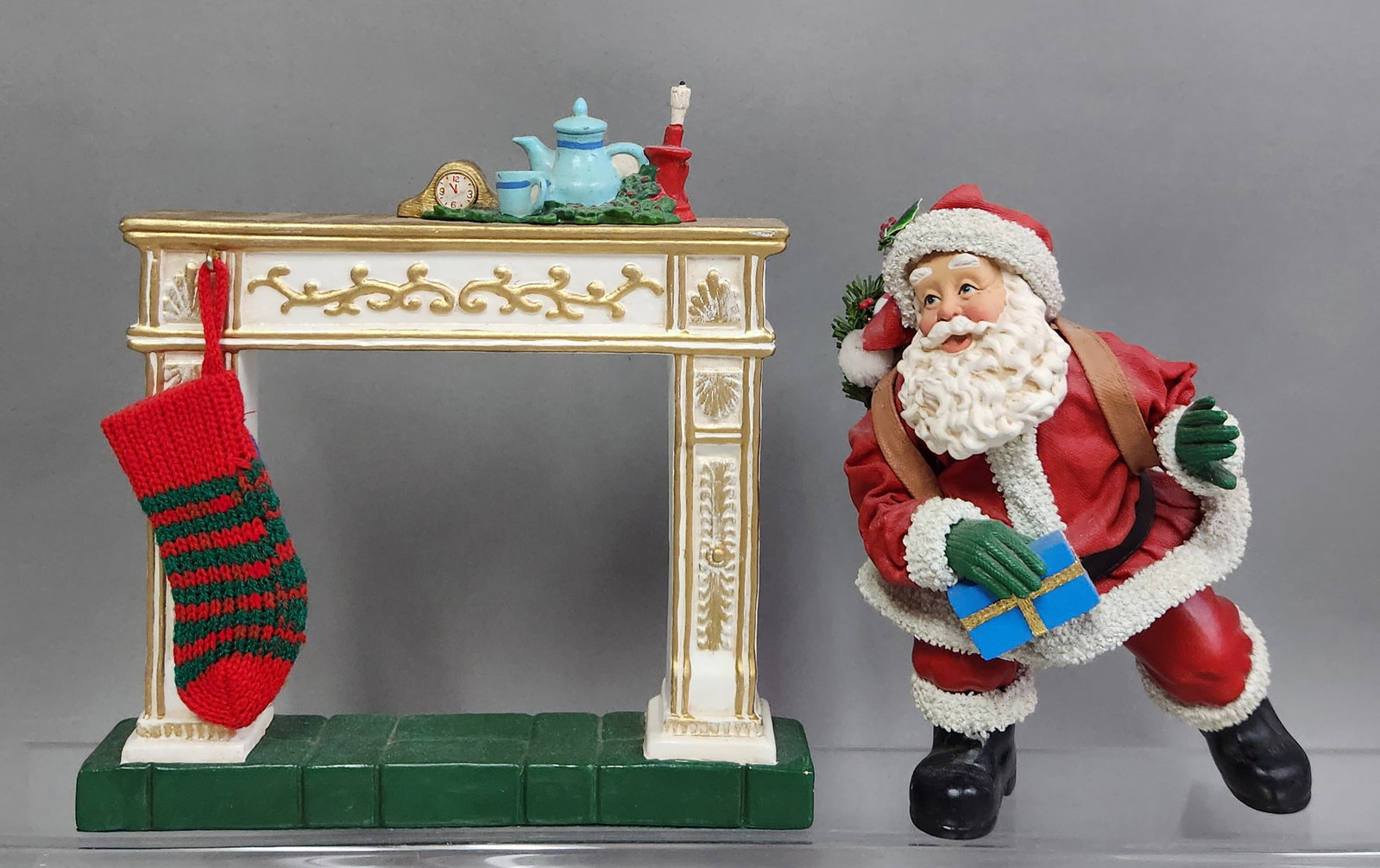 Clothtique Down The Chimney Santa (1 of 7)