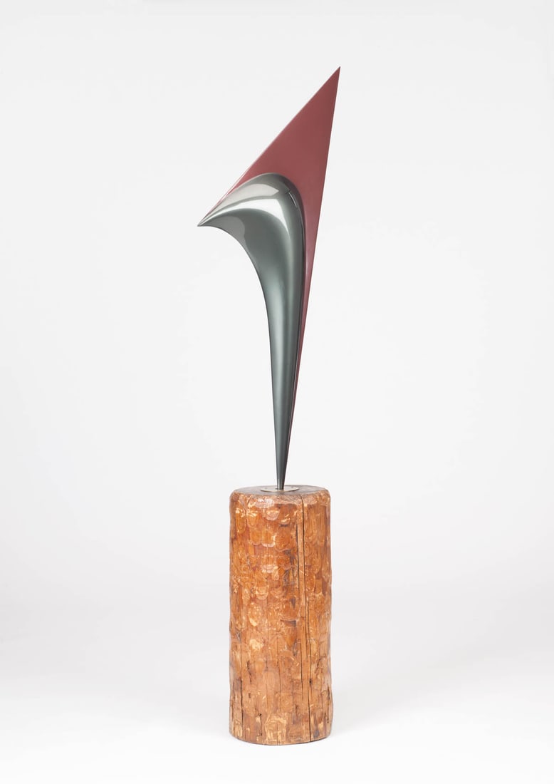 Nino Franchina (Palmanova 1912 - Rom/Roma 1987): Fuori serie in grigio rosso,, 1951; Polychrome sheet metal, h. 120 cm, wooden baseTogether with:Project for the realization of the sculpture, 1951Red and black ballpoint pen on paper, 2 sheets, each 3