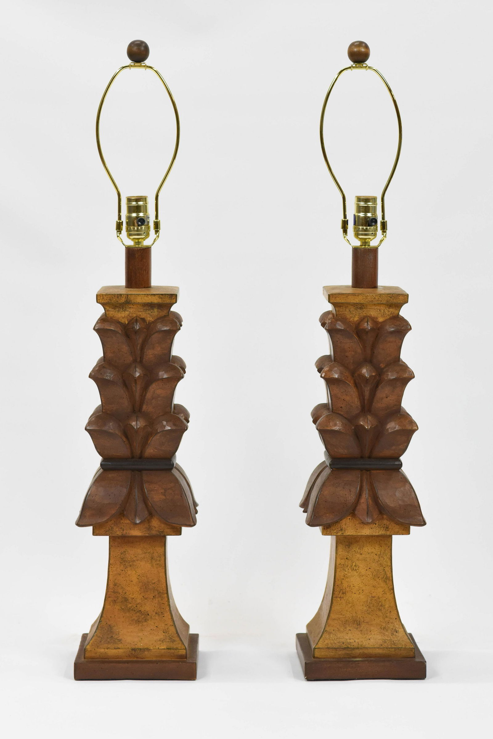 Hollywood Regency Painted Plaster Modern Acanthus Leaf (1 of 4)