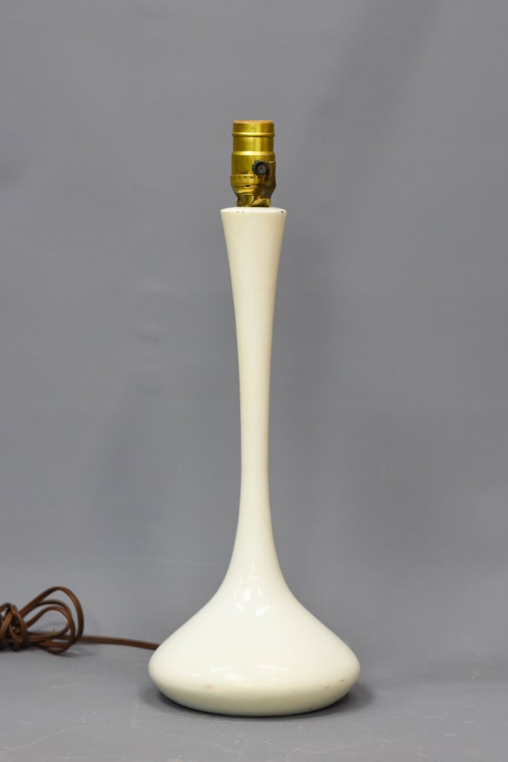 Laurel White Enamel Tulip Style Table Lamp (1 of 5)