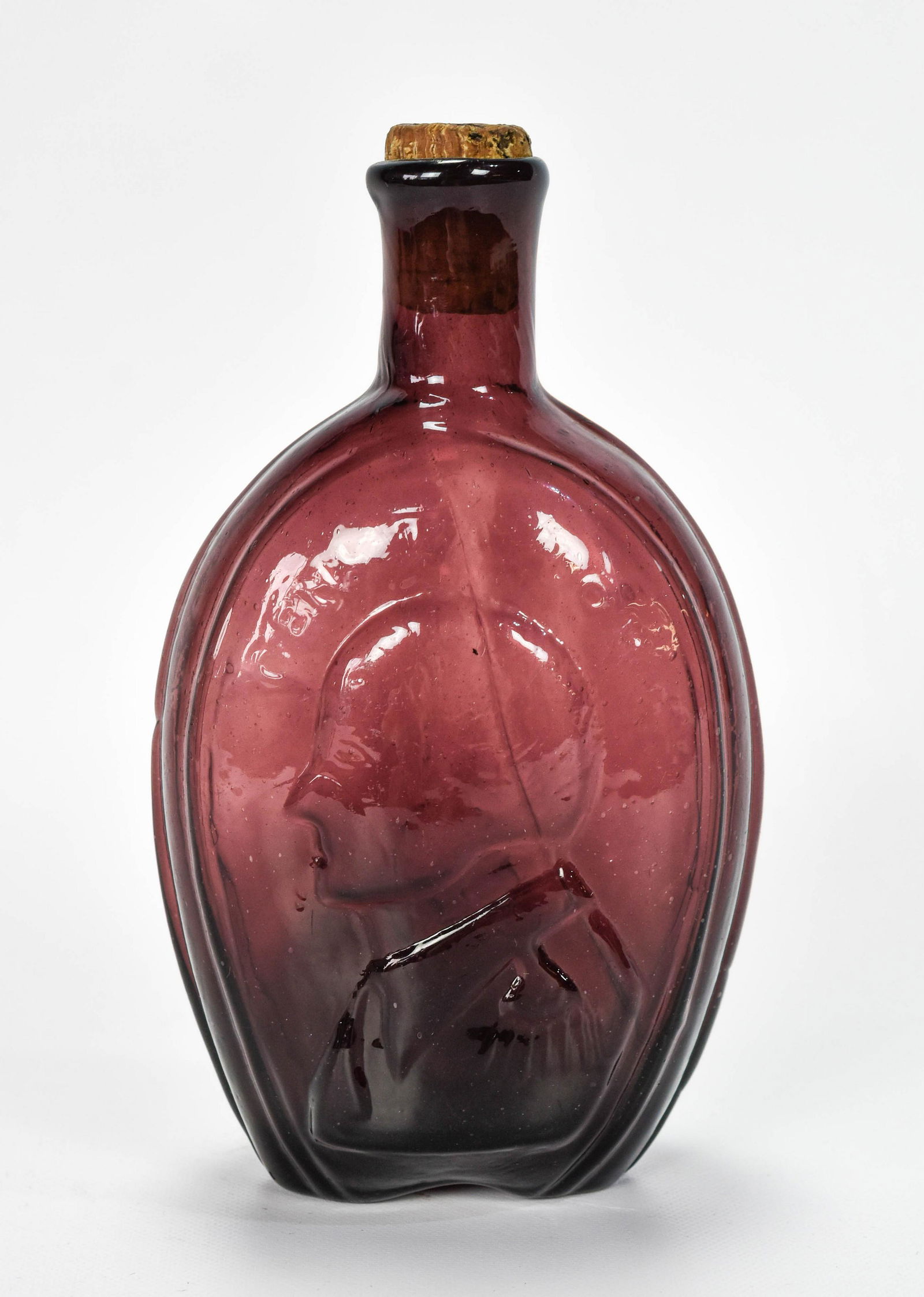 Amethyst Taylor and Balto Monument Pint Flask (1 of 12)