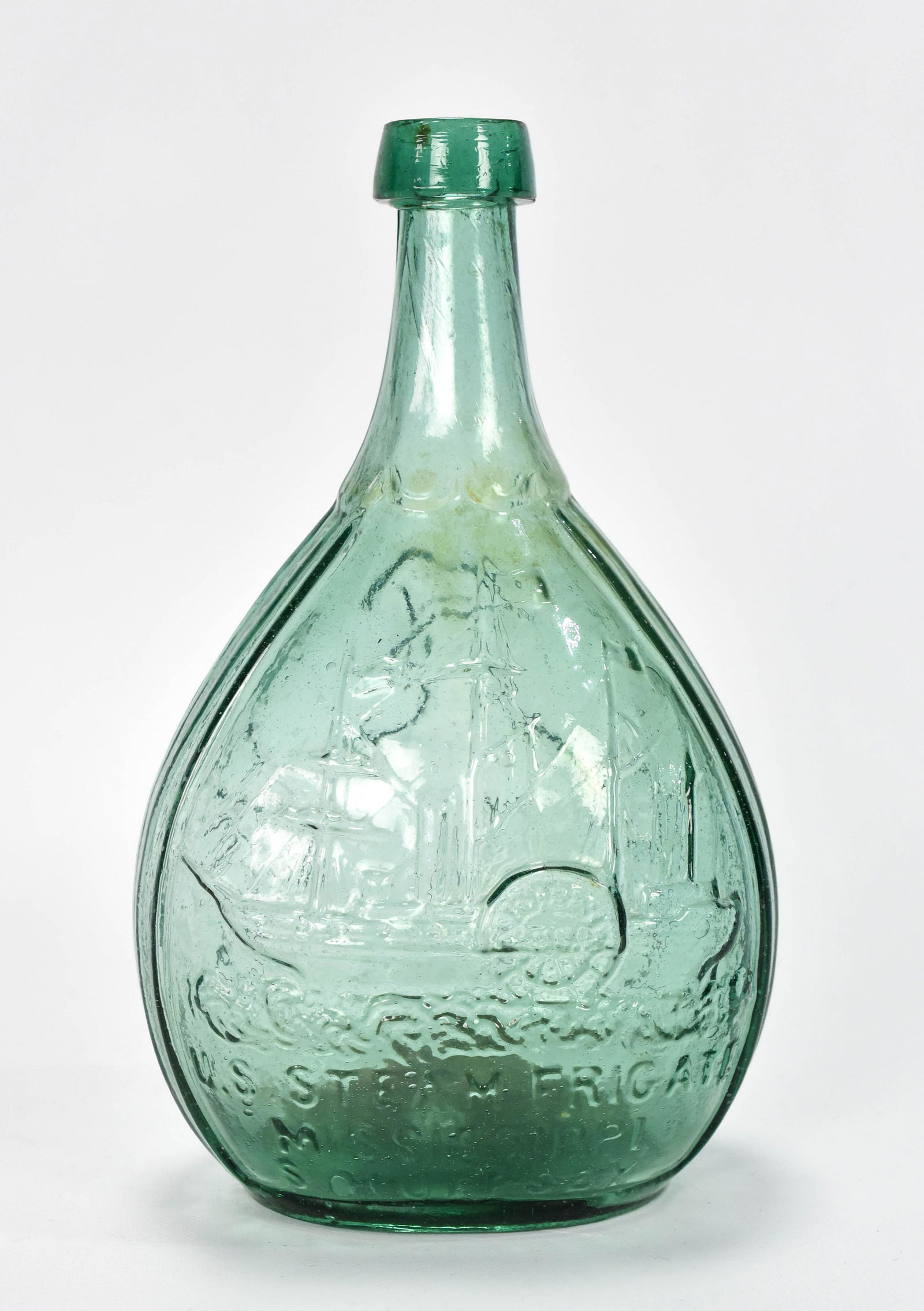 Green Kossuth Mississippi Quart Calabash Flask (1 of 9)