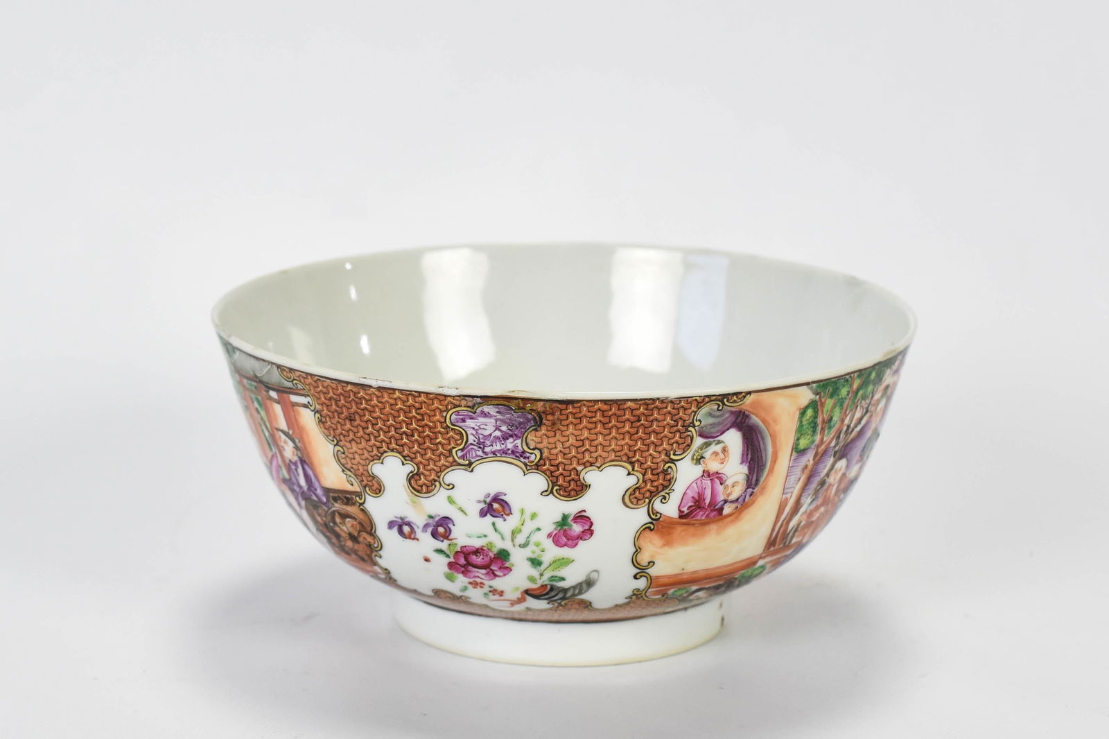 Chinese Export Porcelain Painted Bowl European Style (1 of 20)