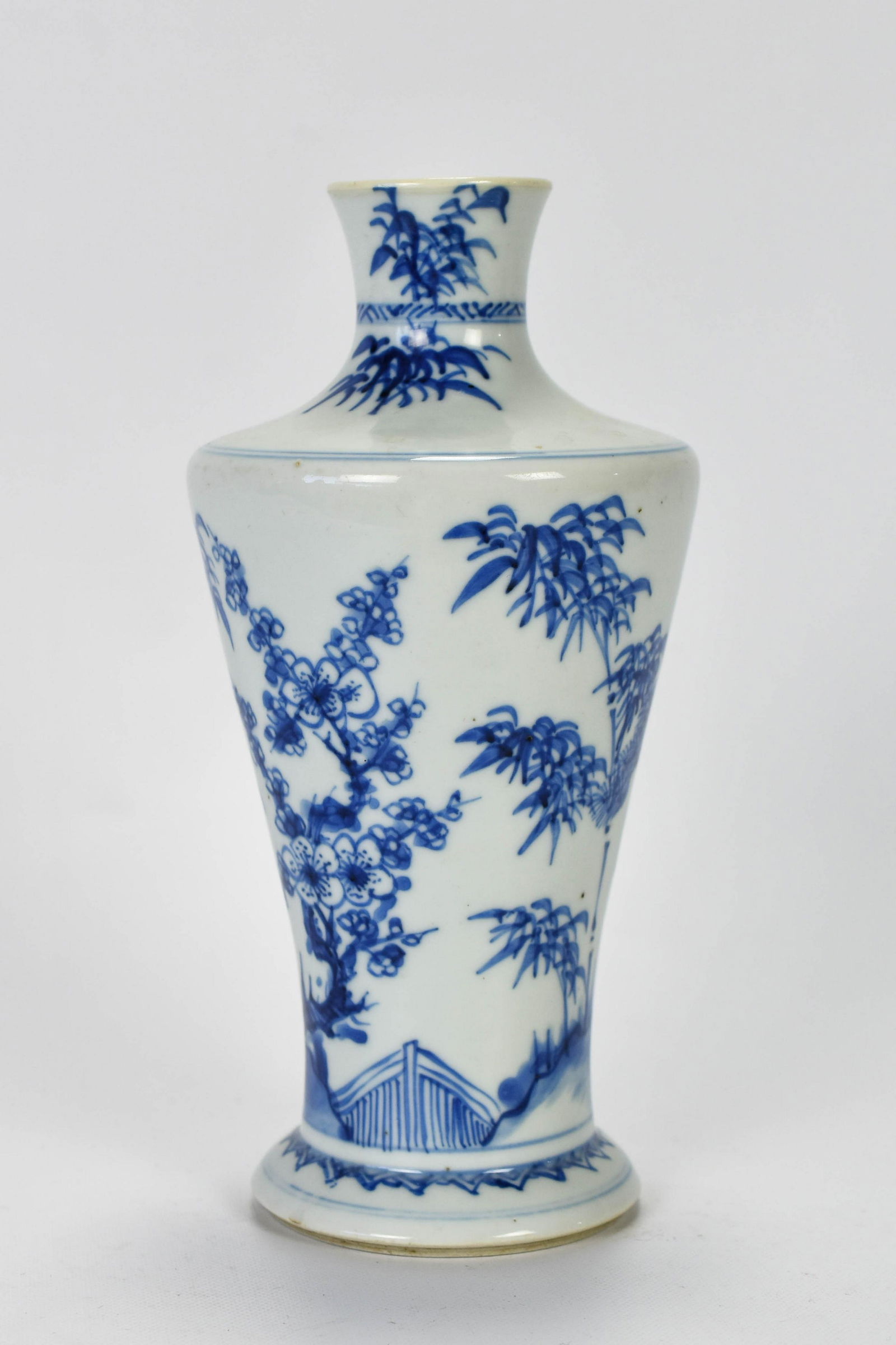 Antique Chinese Export Blue White Bottle Vase (1 of 7)