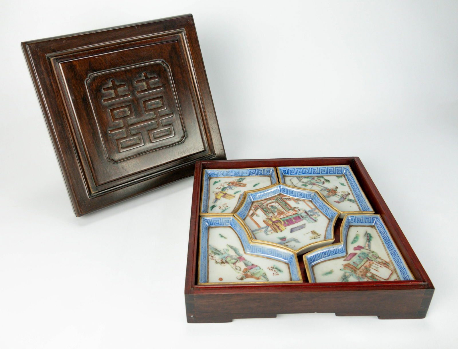 Antique Chinese Export Porcelain Sweetmeat Dish Set (1 of 13)