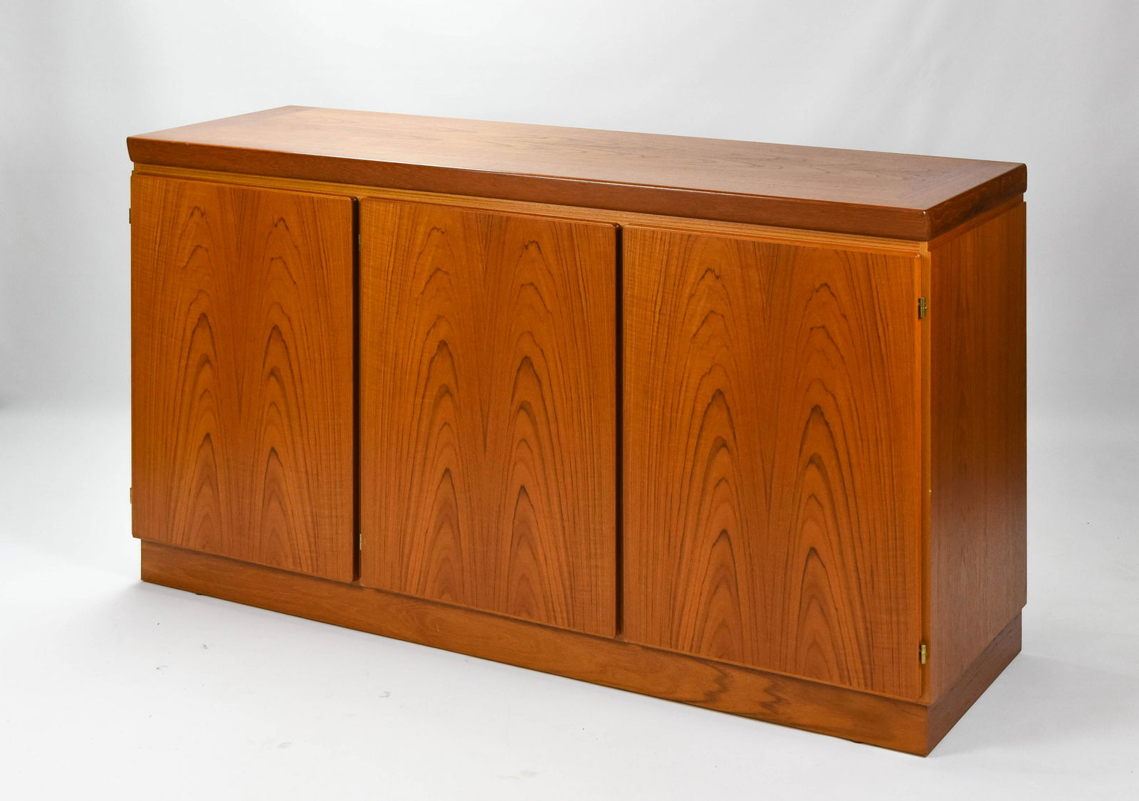 Skovby Danish Modern Teak Sideboard Credenza MCM (1 of 7)