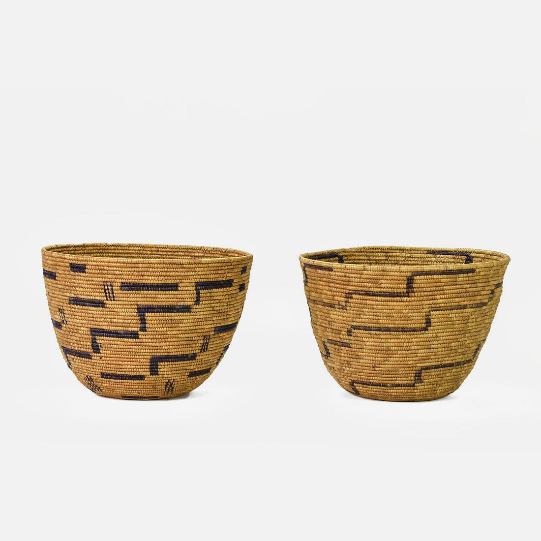 Two Papago Native American Indian Coil Baskets (1 of 10)