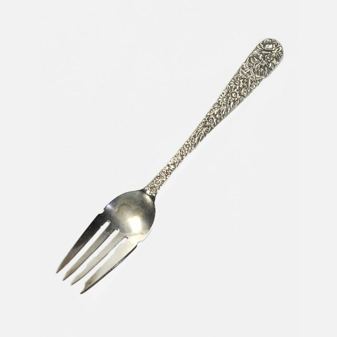 Kirk & Son Baltimore Silver Repousse Serving Fork (1 of 6)