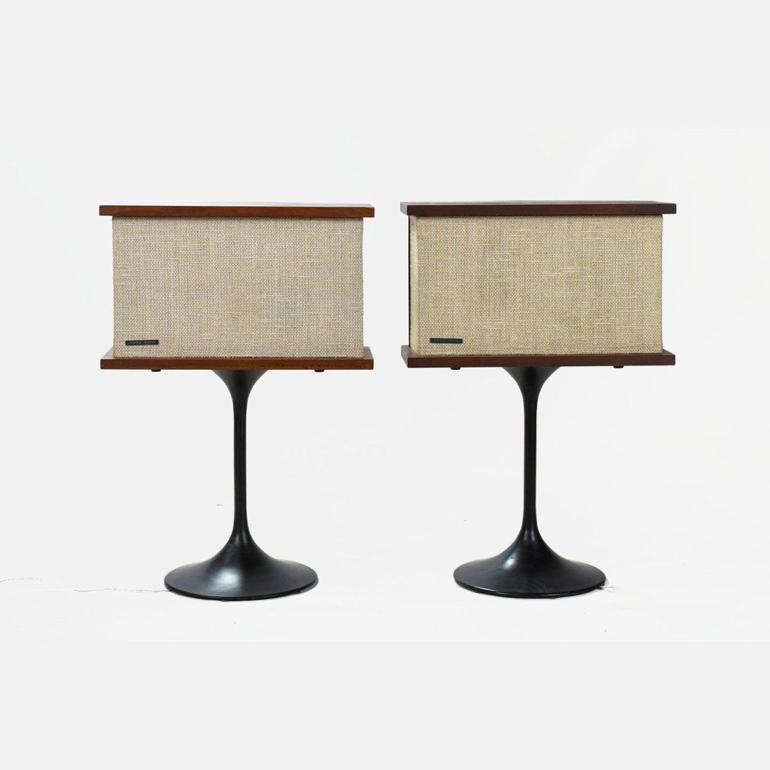 BOSE 901-II Direct Reflecting Speaker Pair MCM Stands Saarinen Style: Working condition-sound fantastic. 901-2. Some discoloration on top.