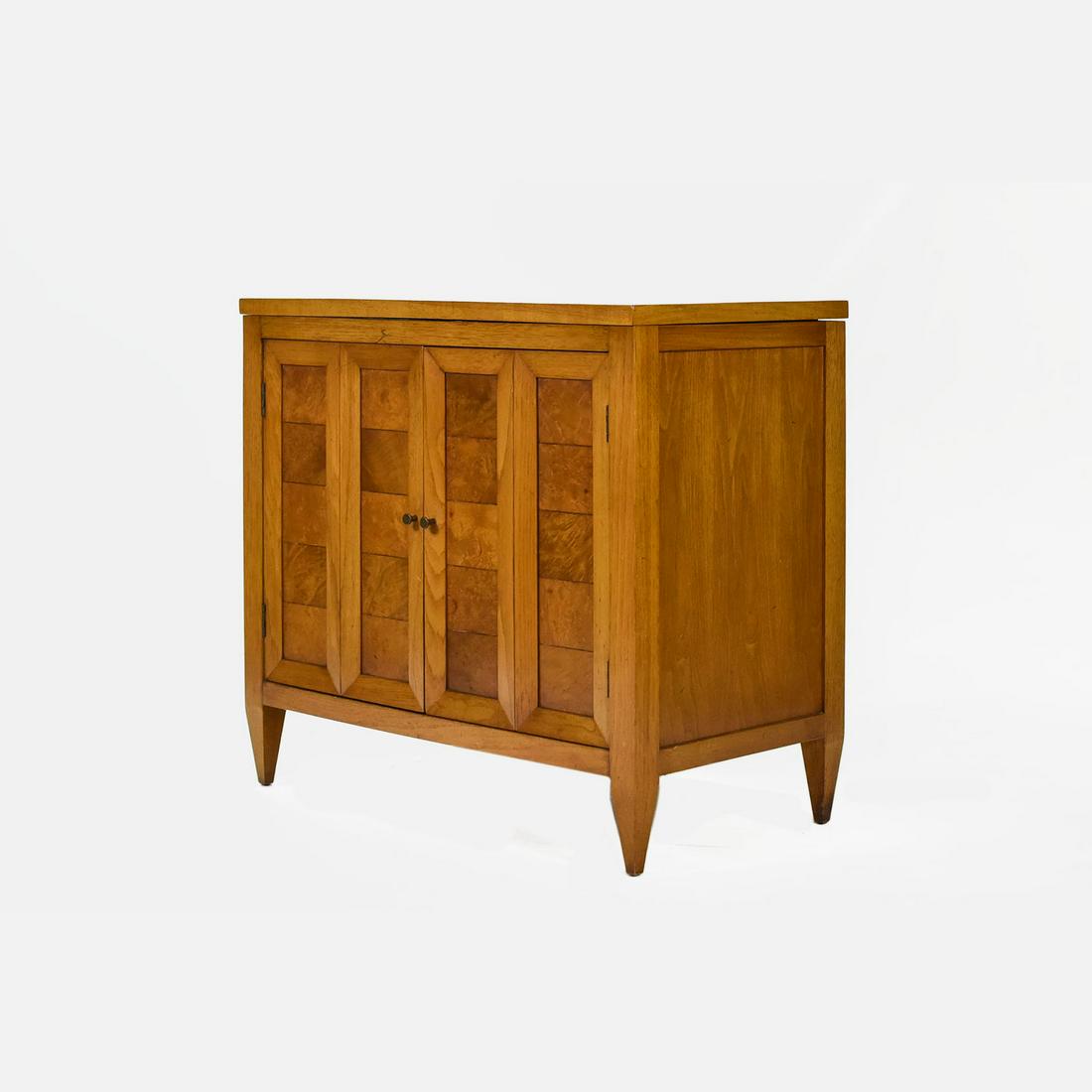 Tomlinson Sophisticate MCM Wood Dry Bar Cabinet: Fine estate used condition, with age appropriate wear and patina.