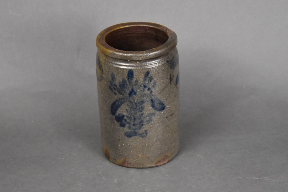 1/2 Gallon Solomon Bell, Strasburg, VA Stoneware Crock Jar (1 of 10)