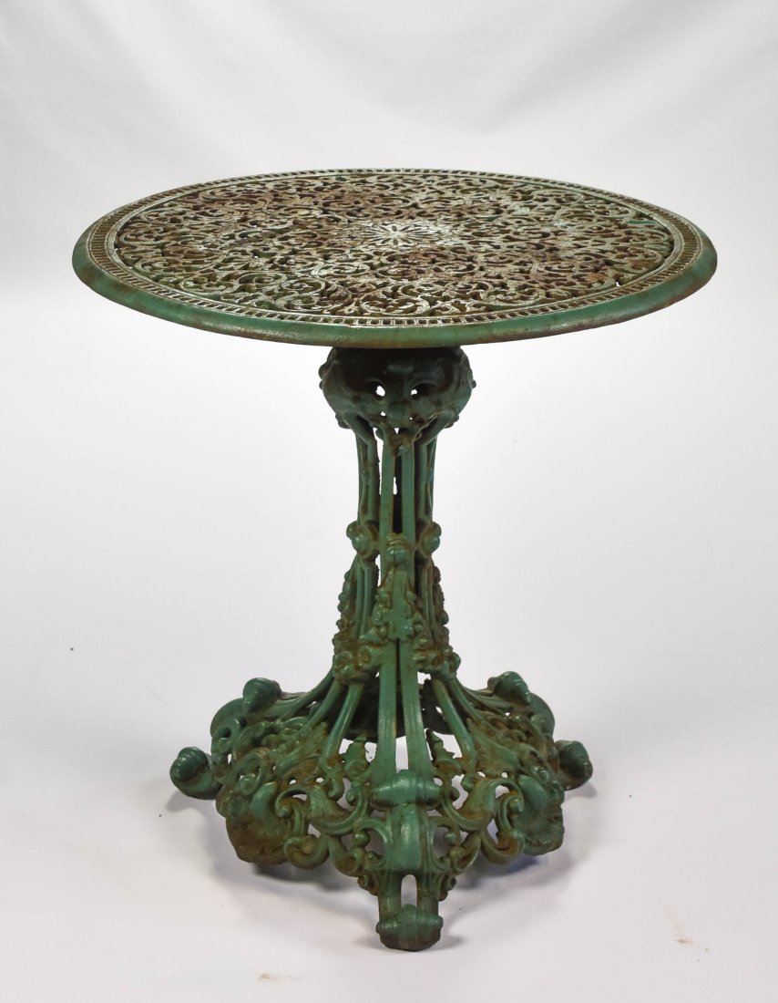 Fine Antique Architectural Cast Iron Round Ice Cream Table (1 of 8)