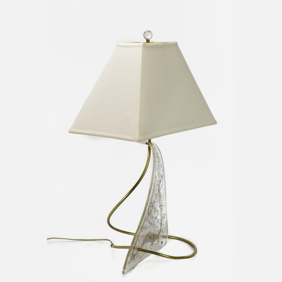 1950s Biomorphic Lucite and Brass MCM Table Lamp (1 of 10)