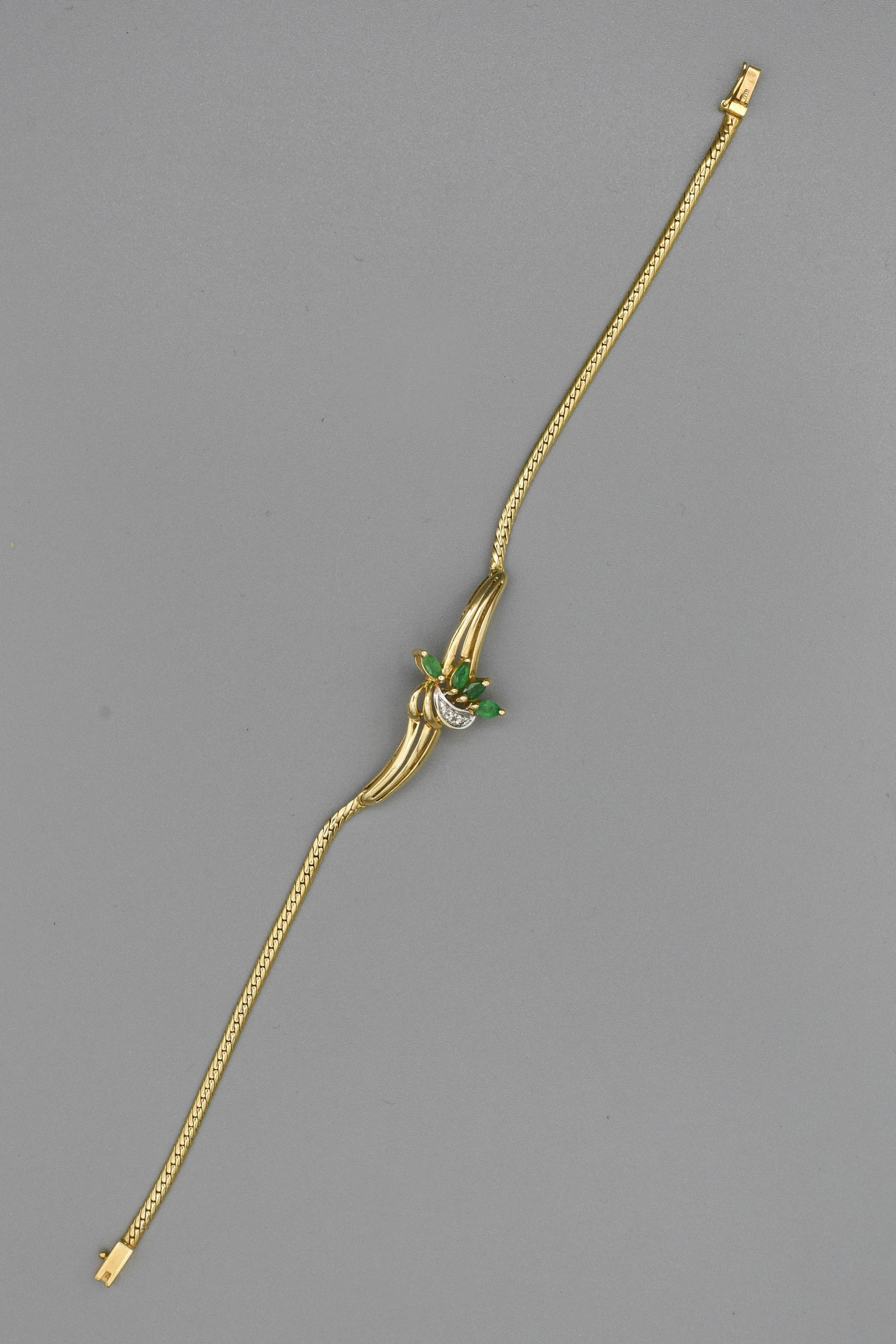 14k Gold Emerald Diamond Bracelet (1 of 6)