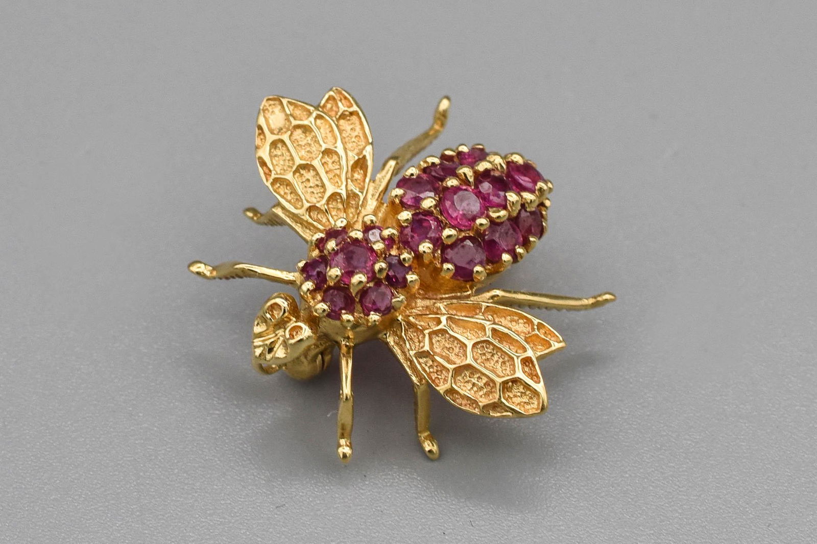 14K Gold Ruby Figural Bumble Bee Brooch (1 of 8)