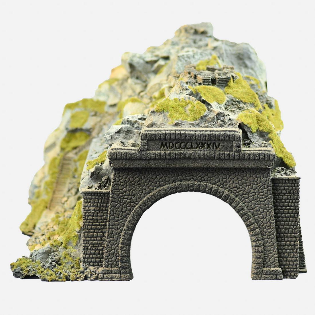 Vintage Model Train MD CCLXXXIV Mossy Rock Tunnel (1 of 10)
