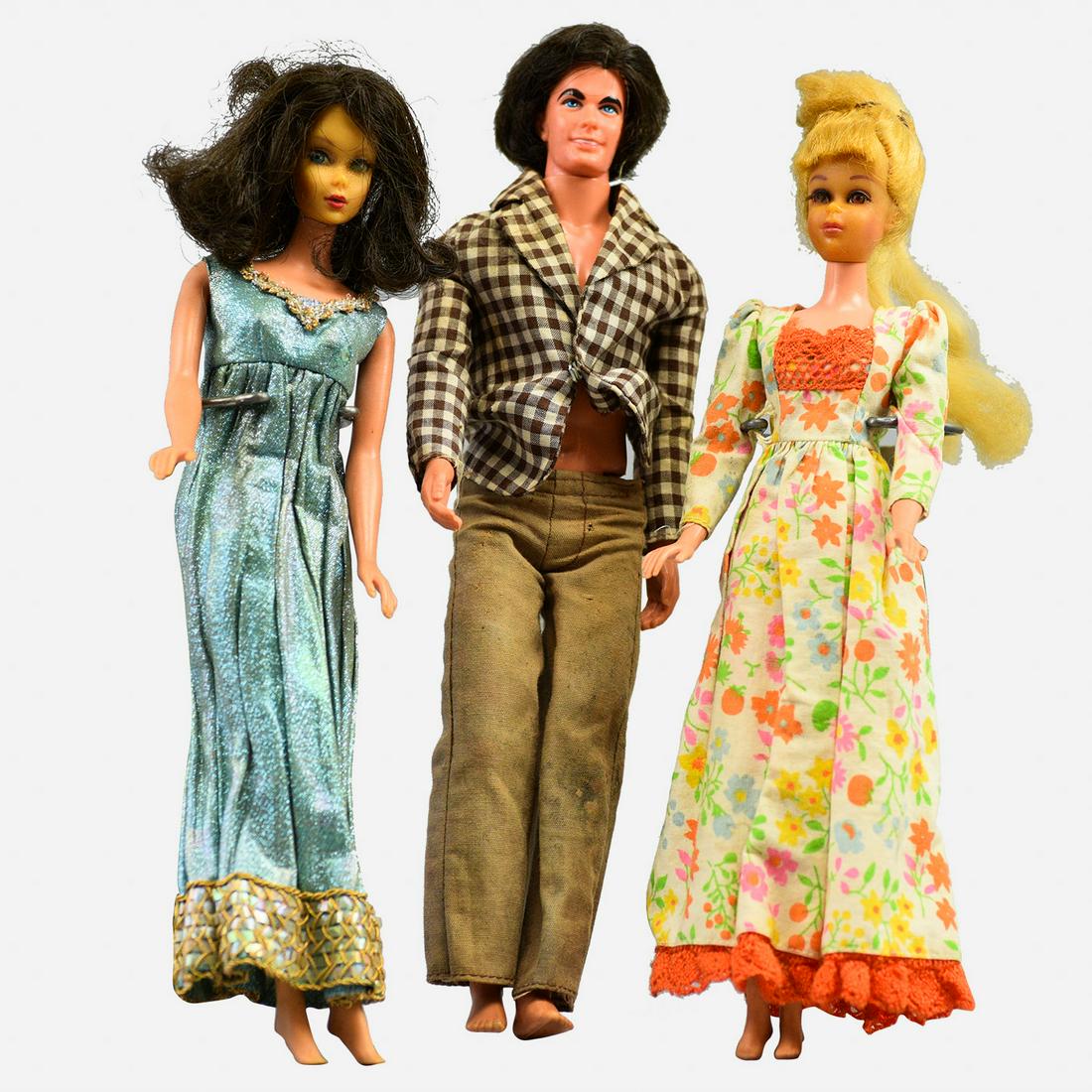 Three Vintage Mattel Barbie/Ken Dolls (1 of 14)