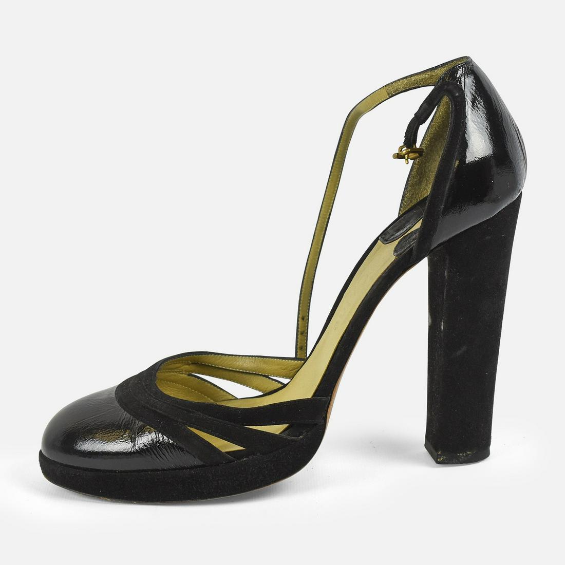 CHLOE Patent Leather and Suede Heels Size 40: Made in Italy.