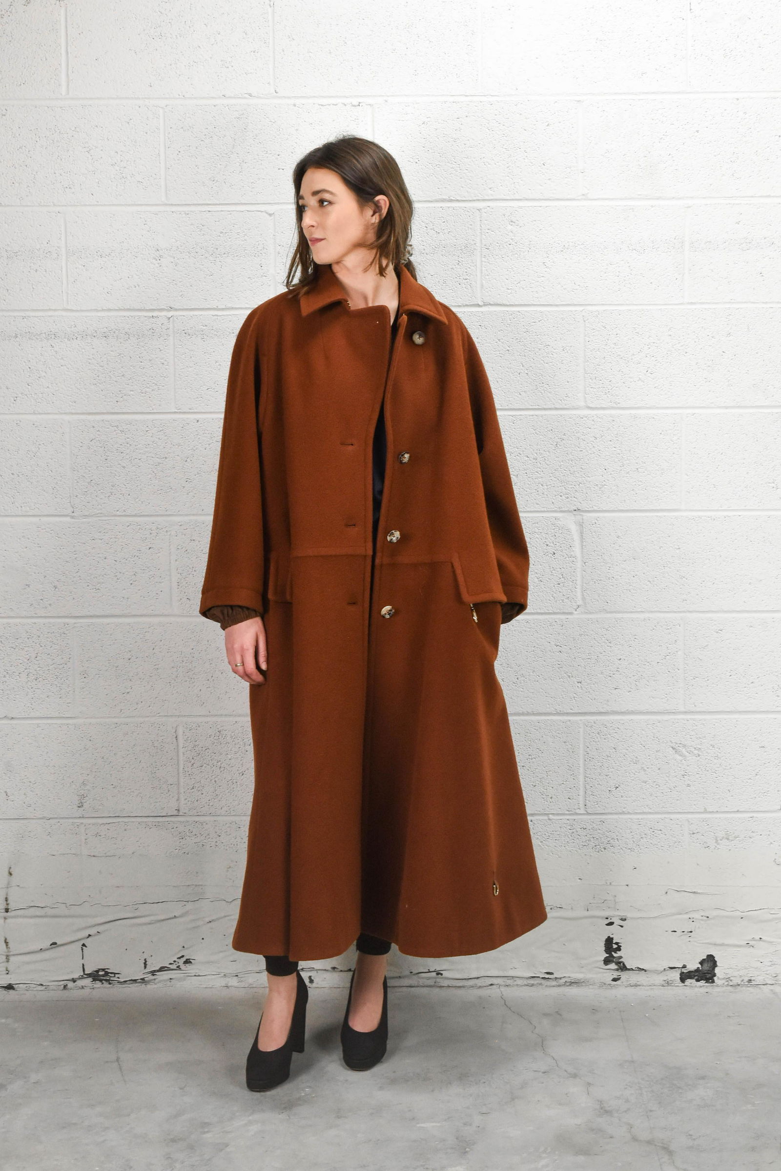 HERMES Wool Women's Coat Size 36 (1 of 18)