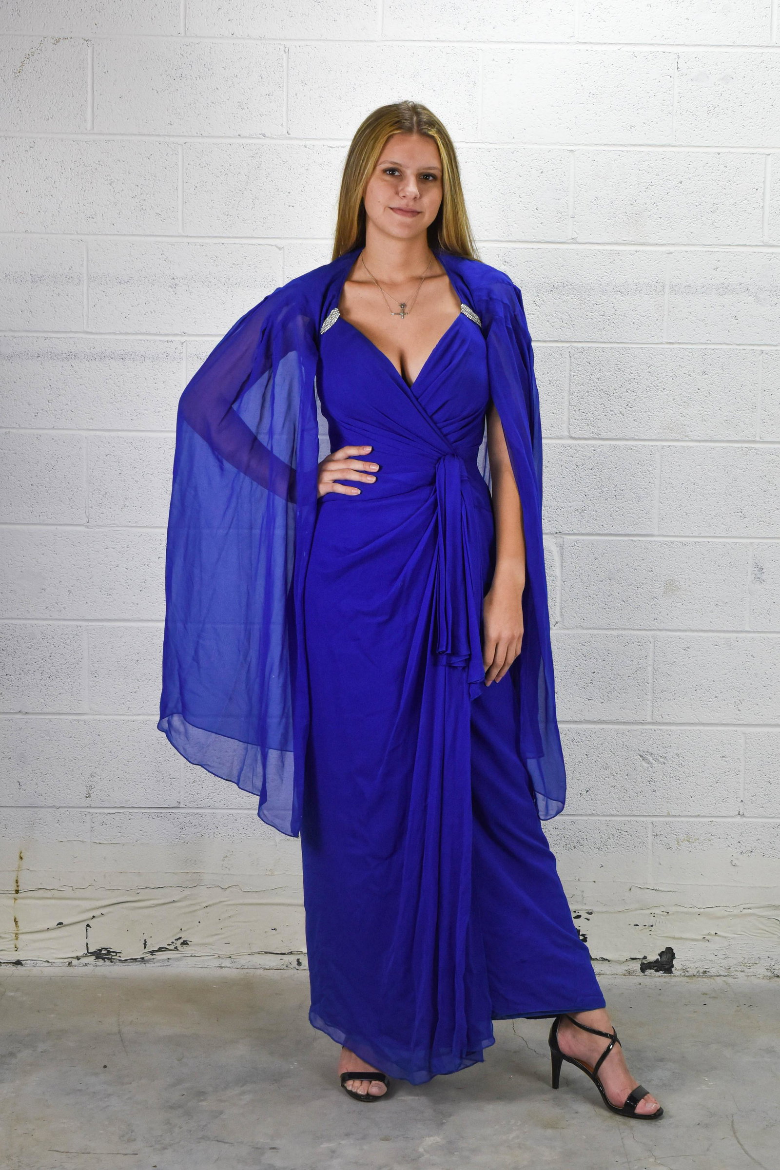CHRISTIAN DIOR Robes Du Soire Blue Evening Gown Size 8: Measurements- Armpit to armpit: 16.5" Waist: 24" Length: 60". 100% Silk. made in the USA.