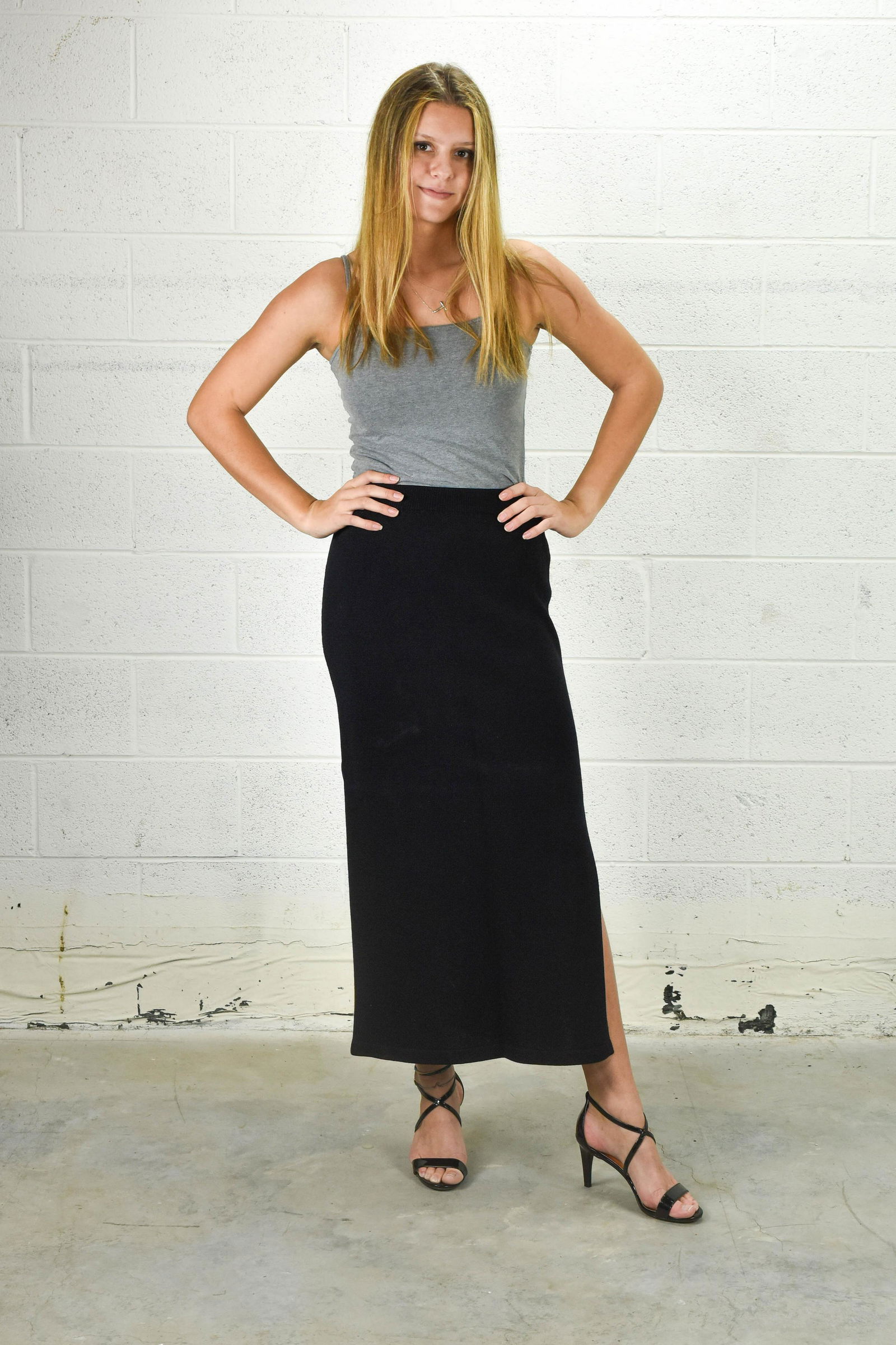 ST.JOHN Knit Pencil Slit Skirt Size 6 (1 of 6)