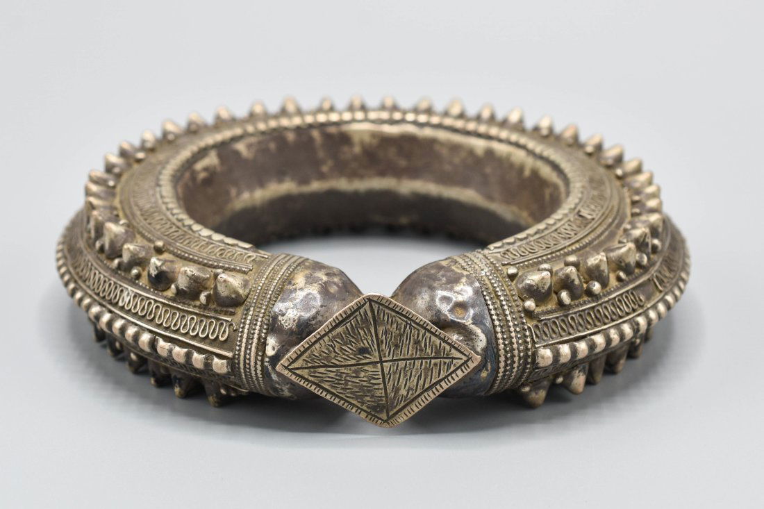 Antique 19thC Somali Hollow Silver Bangle Bracelet Yemen (1 of 9)