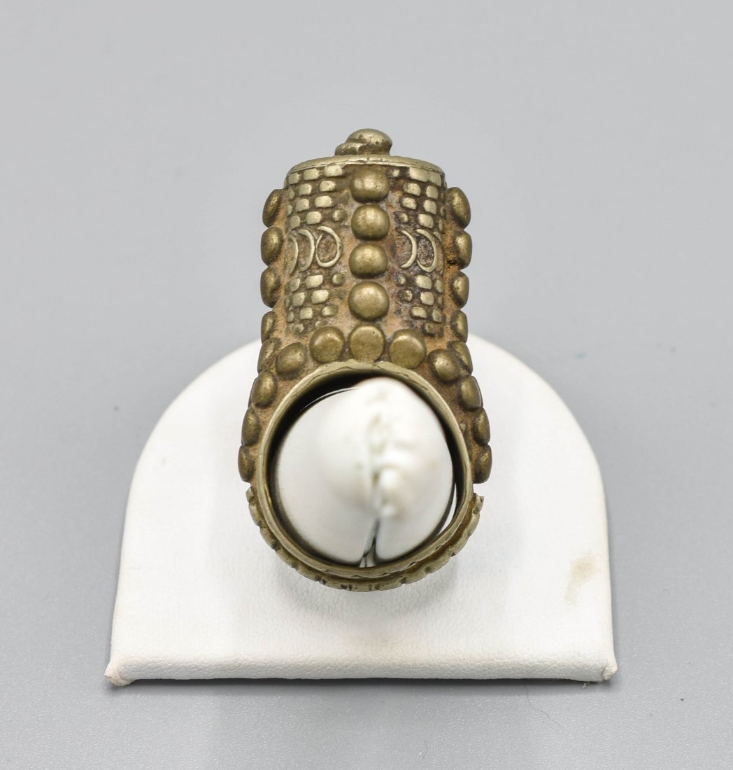 Antique Saudi Bedouin Silver Tower Ring (1 of 9)