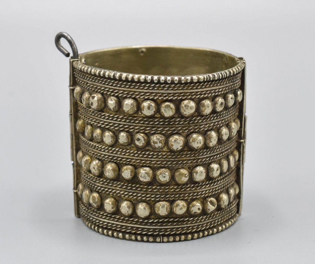 Antique Silver Moroc Berber Cuff Hinged Bracelet (1 of 10)