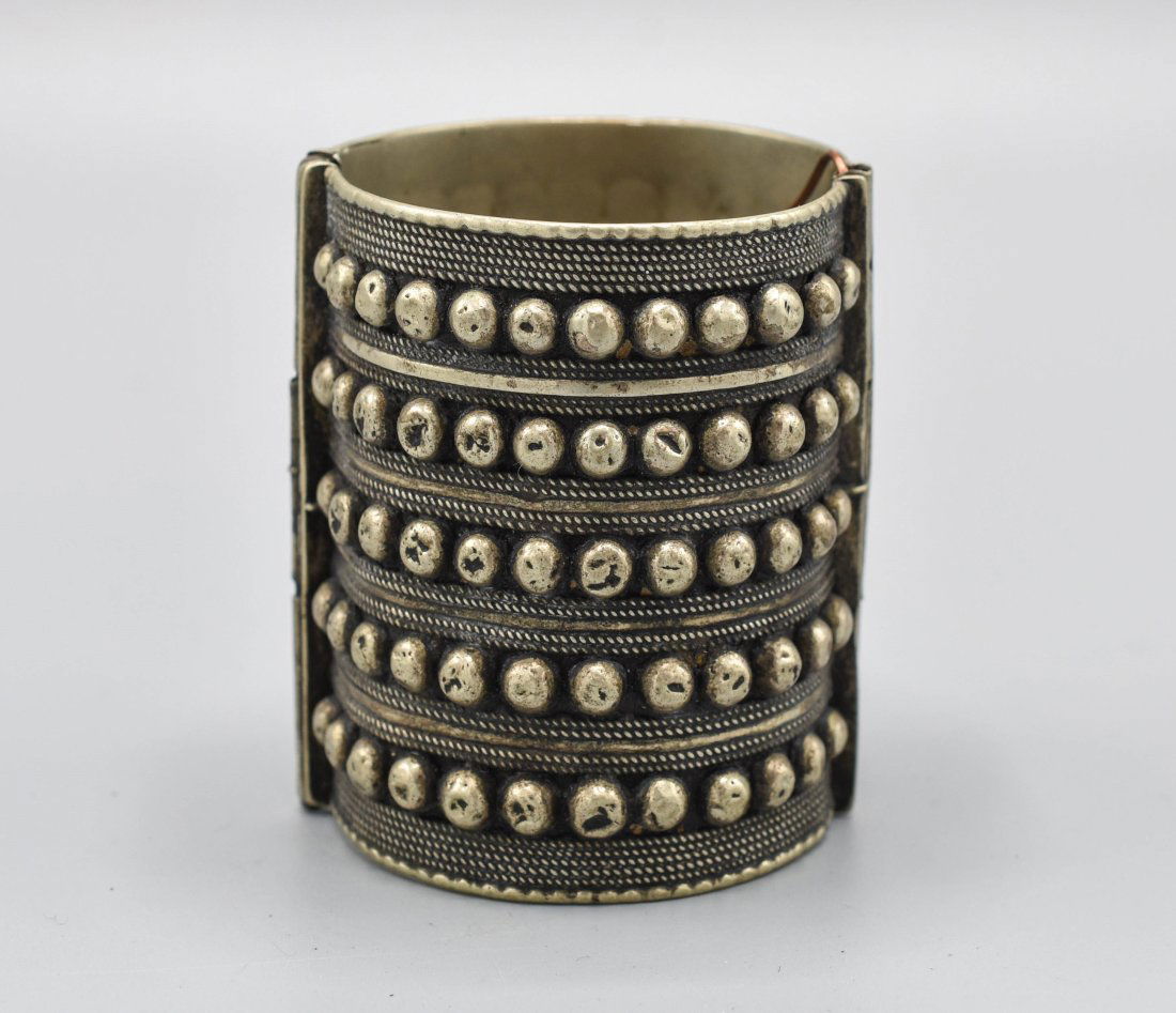 Antique Silver Moroc Berber Wide Cuff Hinged Bracelet (1 of 8)
