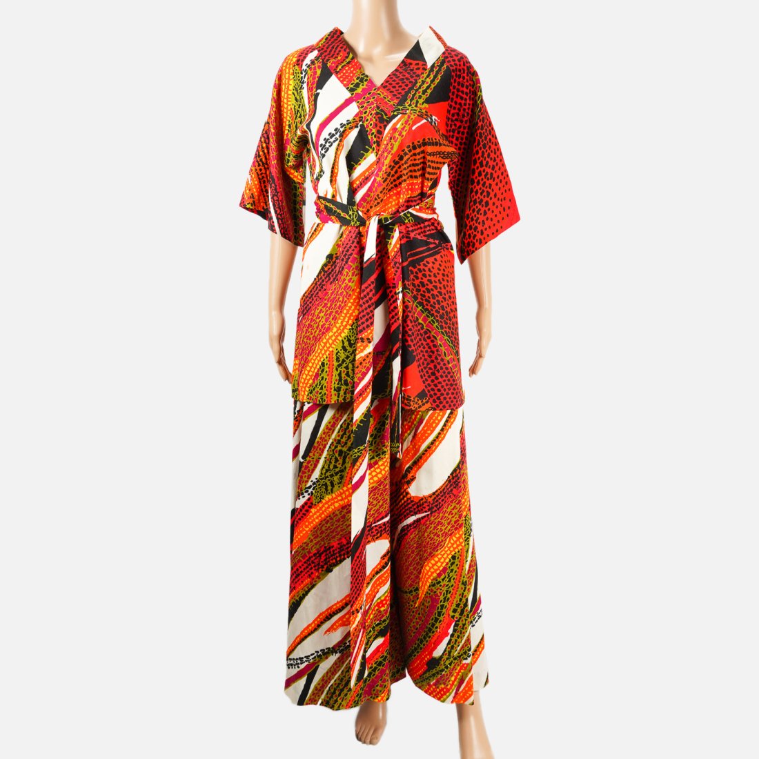 LORD & TAYLOR 1960's Hippie Boho Funky Flowy Shirt & Pants 2 PC Set: Top shoulders: 12", length: 33". Pants: width: 13.5", length: 40.5".