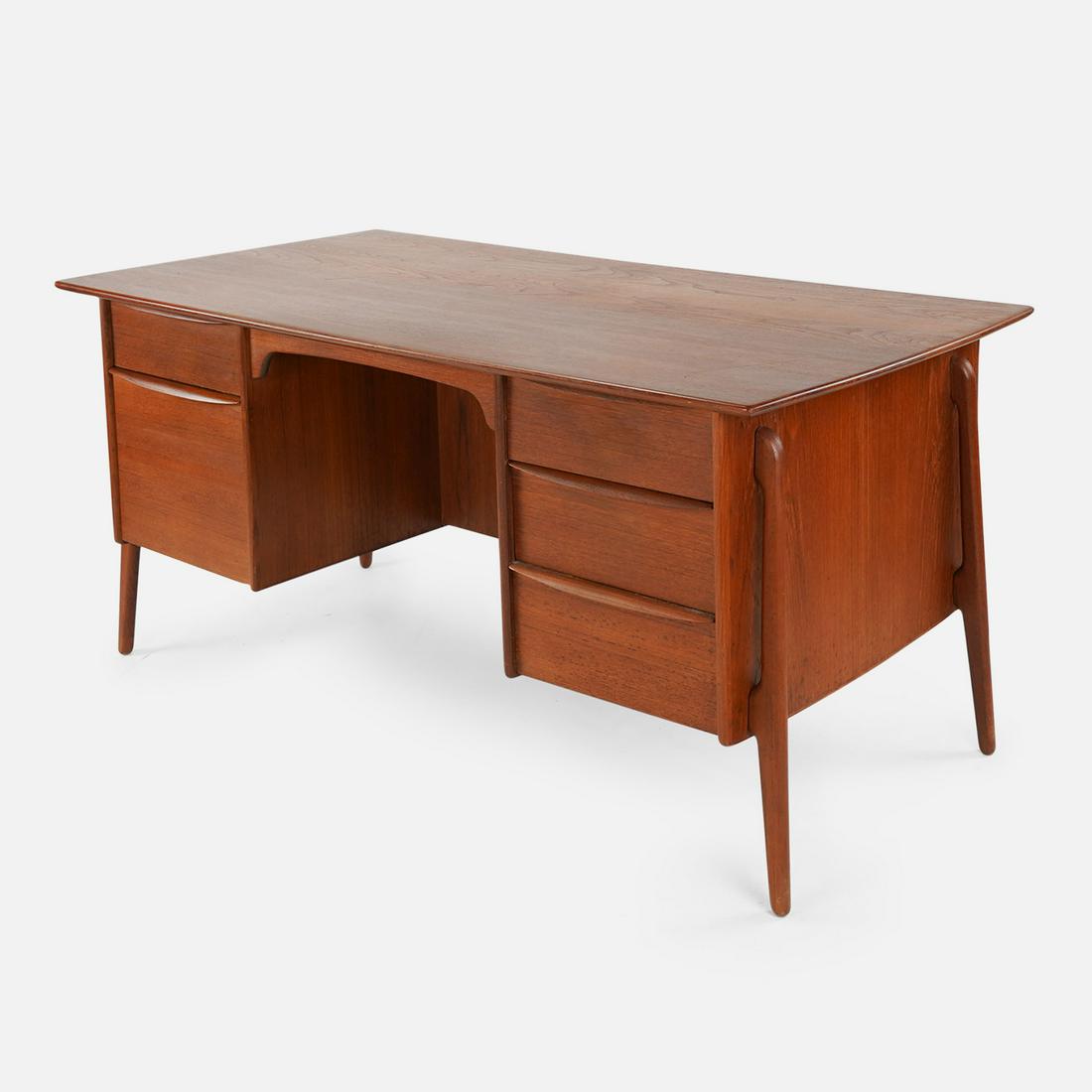 Svend A Madsen Teak Wood Danish Modern Executive Desk for Sigurd Hansen (1 of 14)