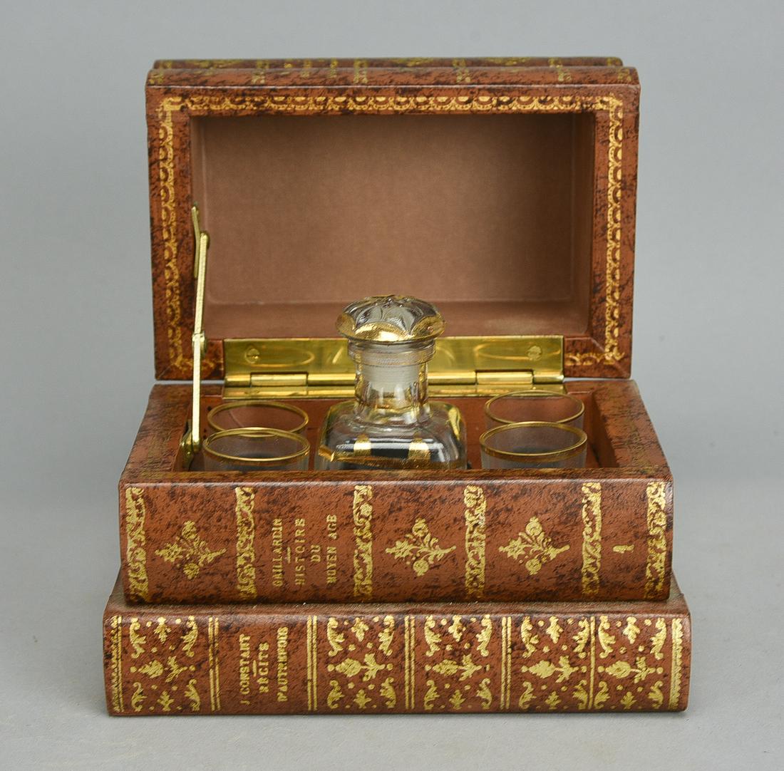 Vintage 1950s Faux Book Liquor Tantalus Shot Glass Set (1 of 5)