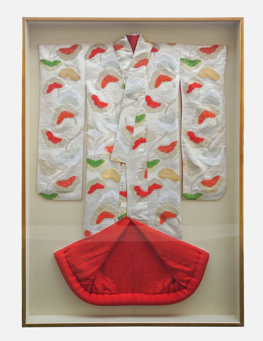 Vintage Japanese Wedding Kimono in Huge Shadow Box Frame: Ca. 20thC. Appears to be in good original condition, unexaminded out of frame. If the winning bidder does not want the wood shadow box, to save on shipping costs, this can be arranged at no cost. Kimo
