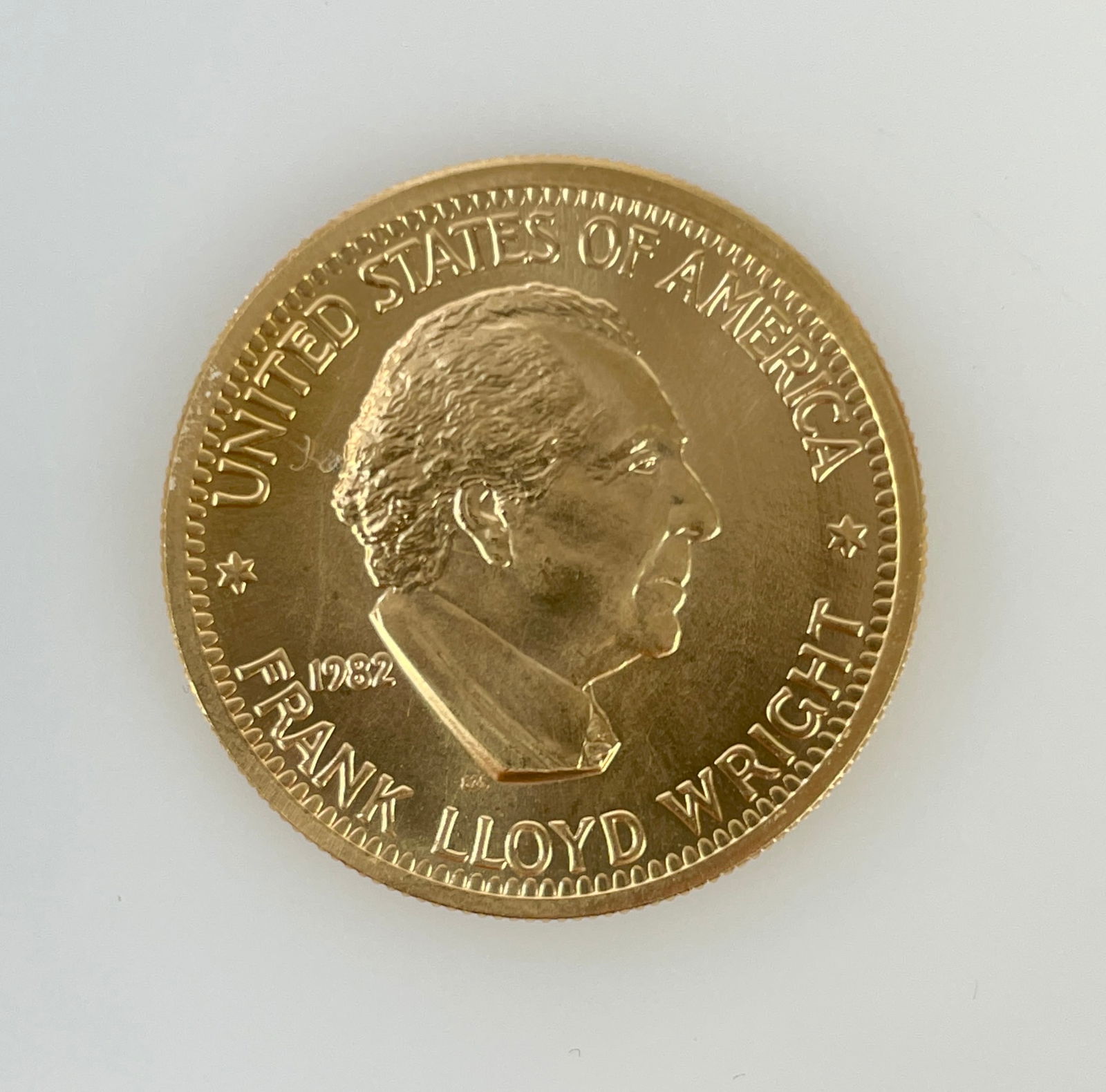 US 1982 Frank Lloyd Wright American Arts Commemorative 1/2 Troy Oz. Gold Bullion Round (1 of 4)