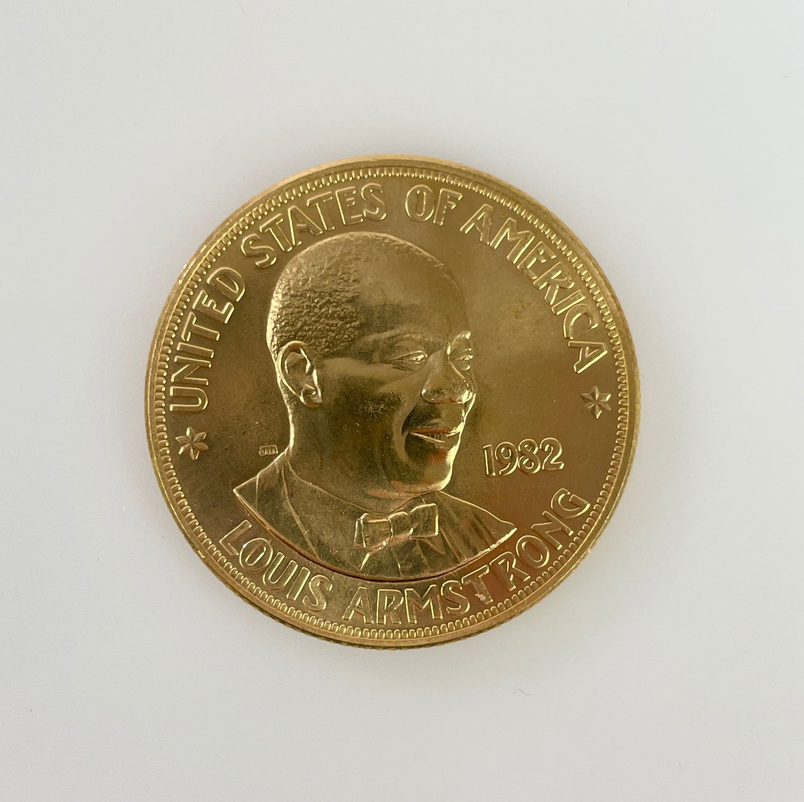 US 1982 Louis Armstrong American Arts Commemorative 1 Troy Oz. Gold Bullion Round (1 of 4)