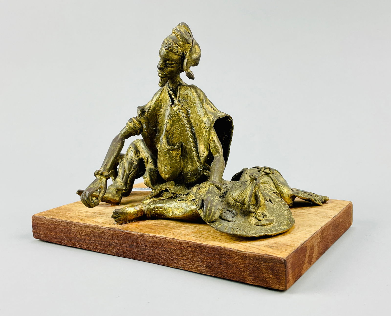 Old Benin Gilt Bronze Tribal Figurine Seated African Trader Nigeria (1 of 5)