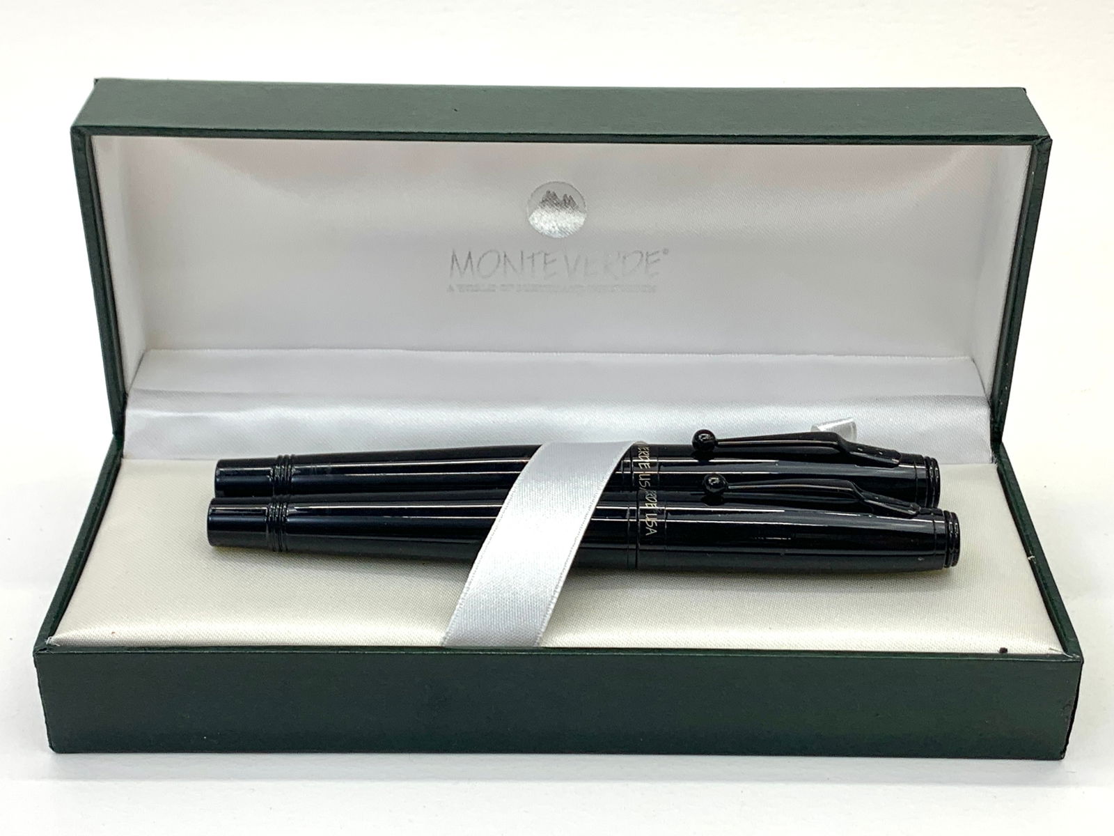 Monteverde Black Metal Invincia Fountain and Ballpoint Pen Set w/Box (1 of 7)